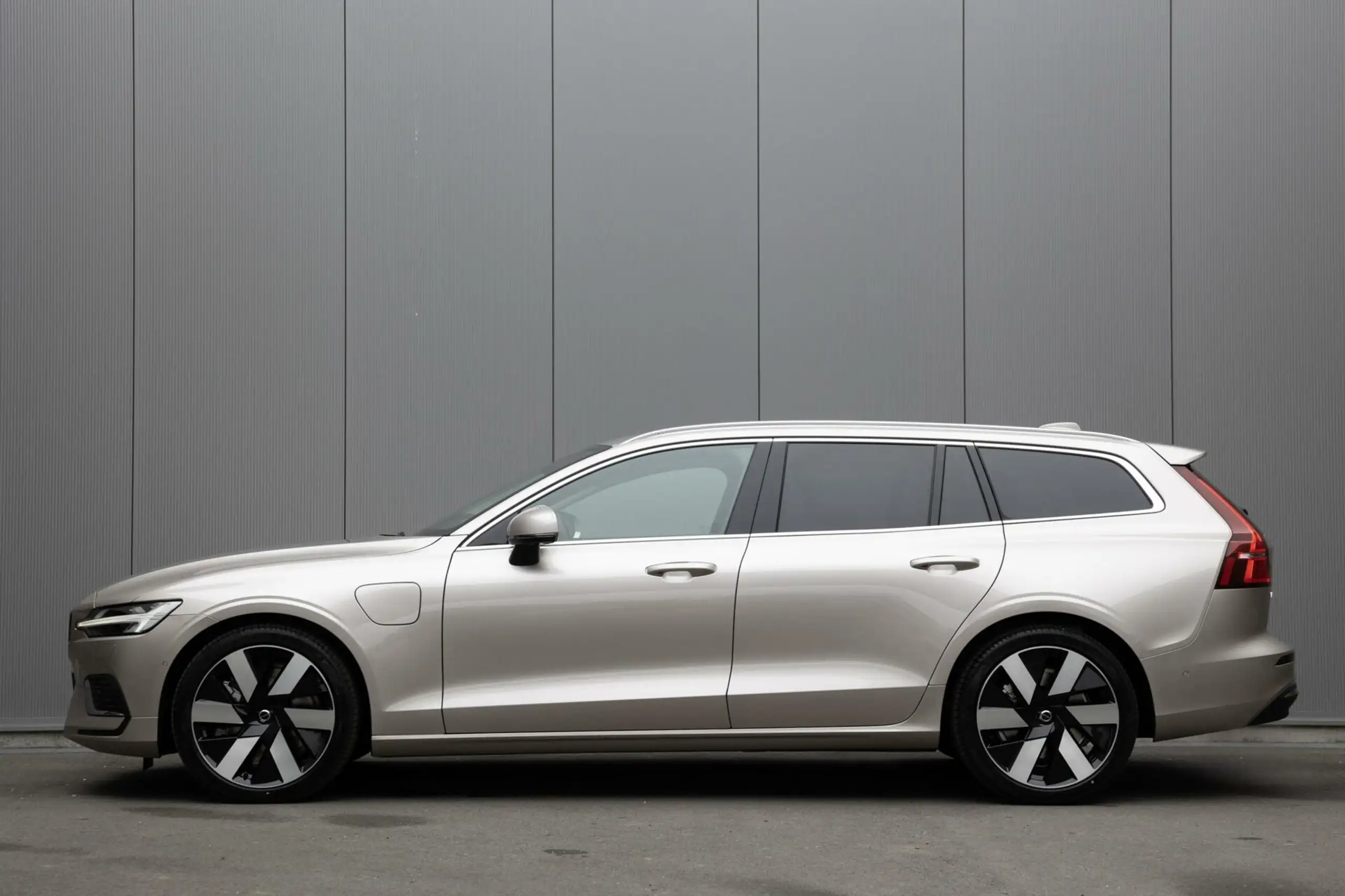 Volvo - V60