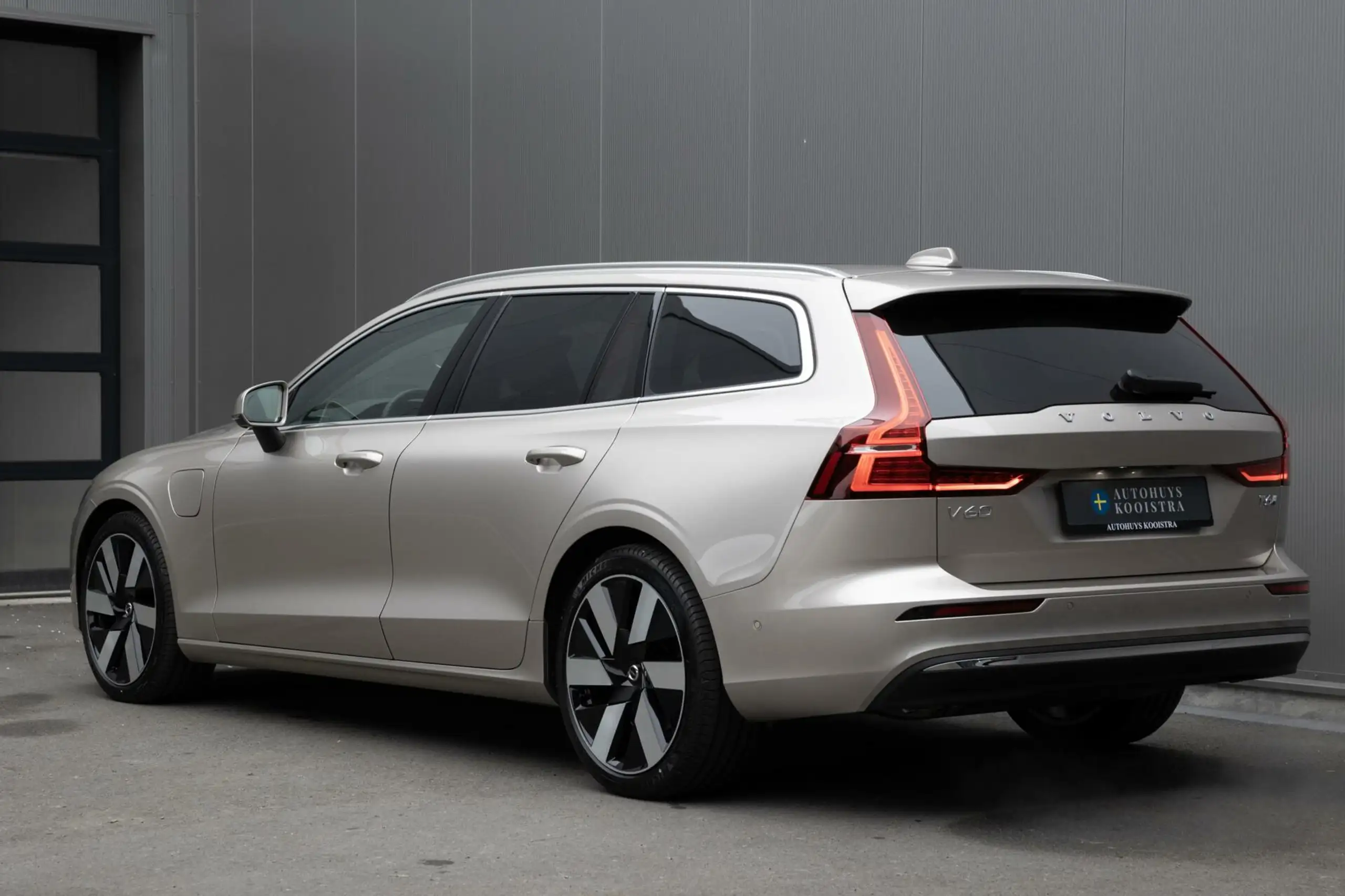 Volvo - V60