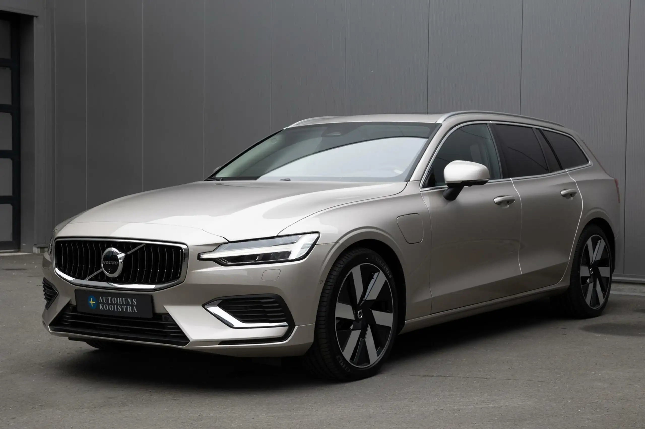 Volvo - V60