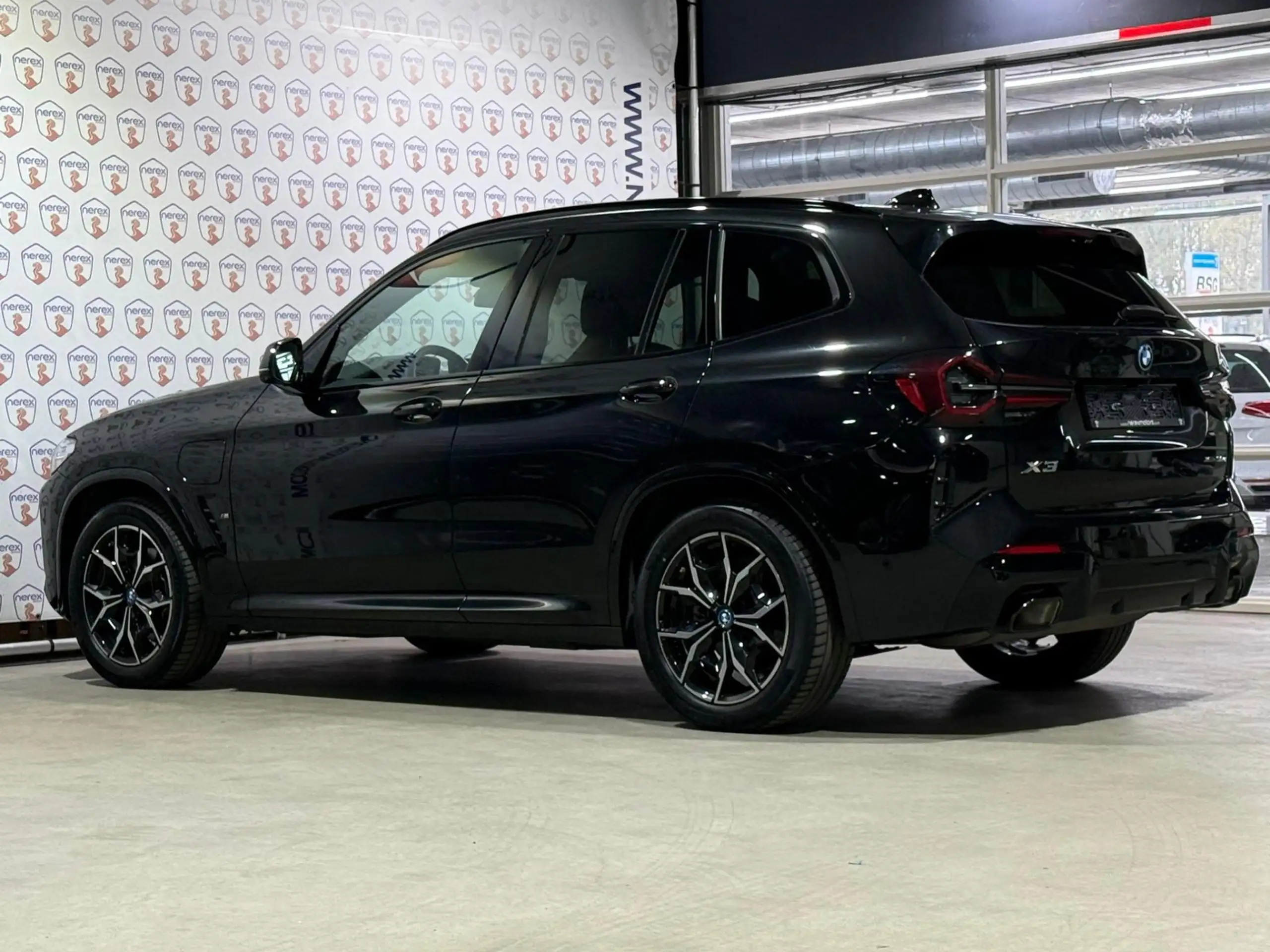 BMW - X3