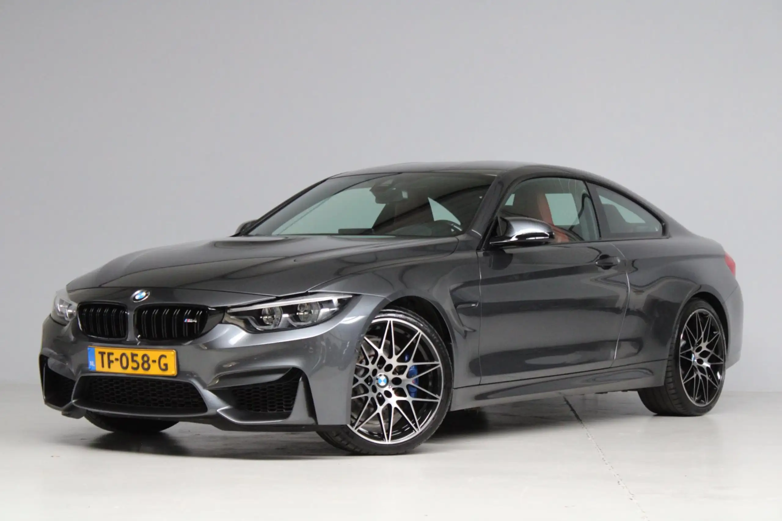 BMW - M4