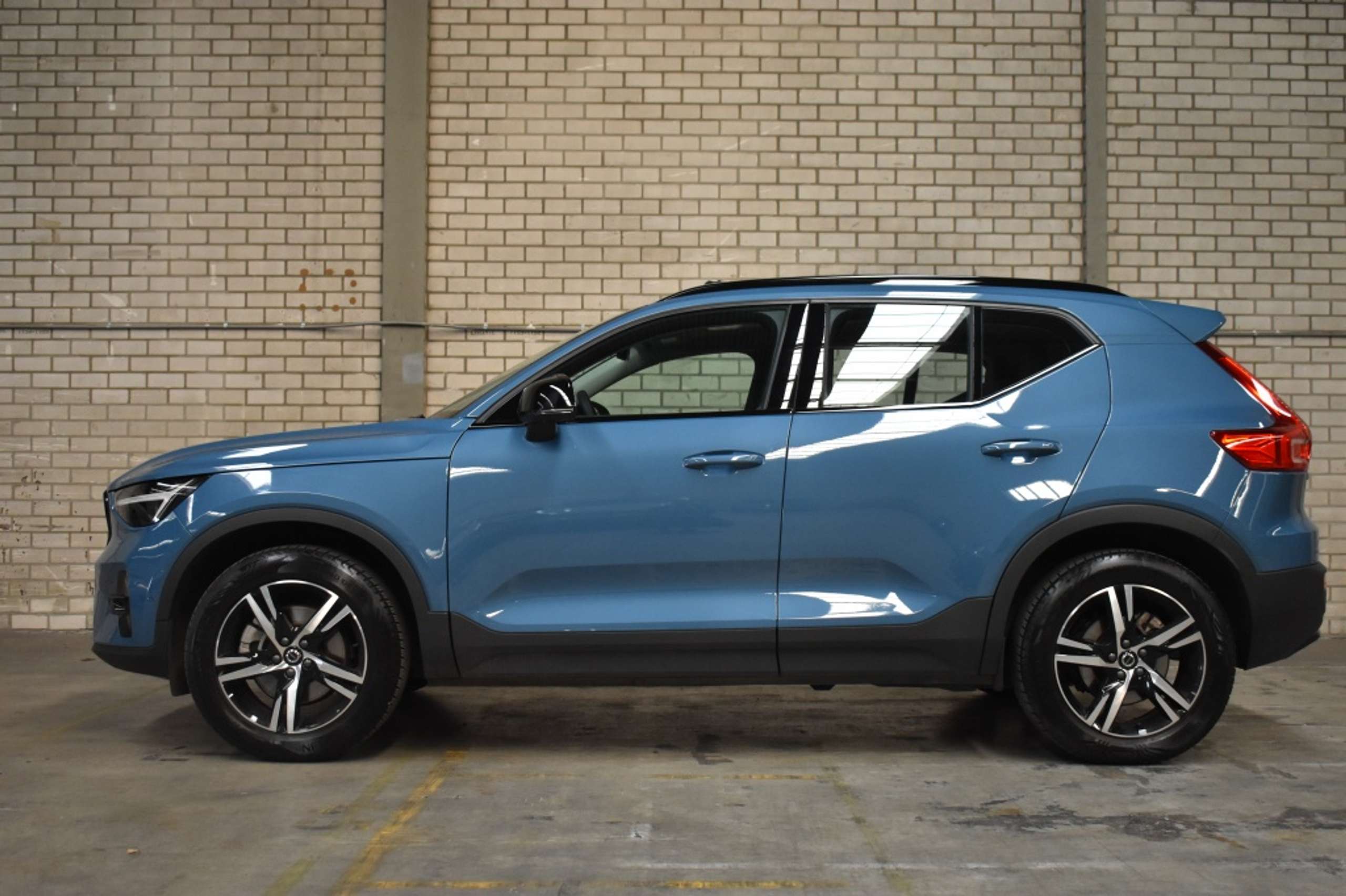 Volvo - XC40