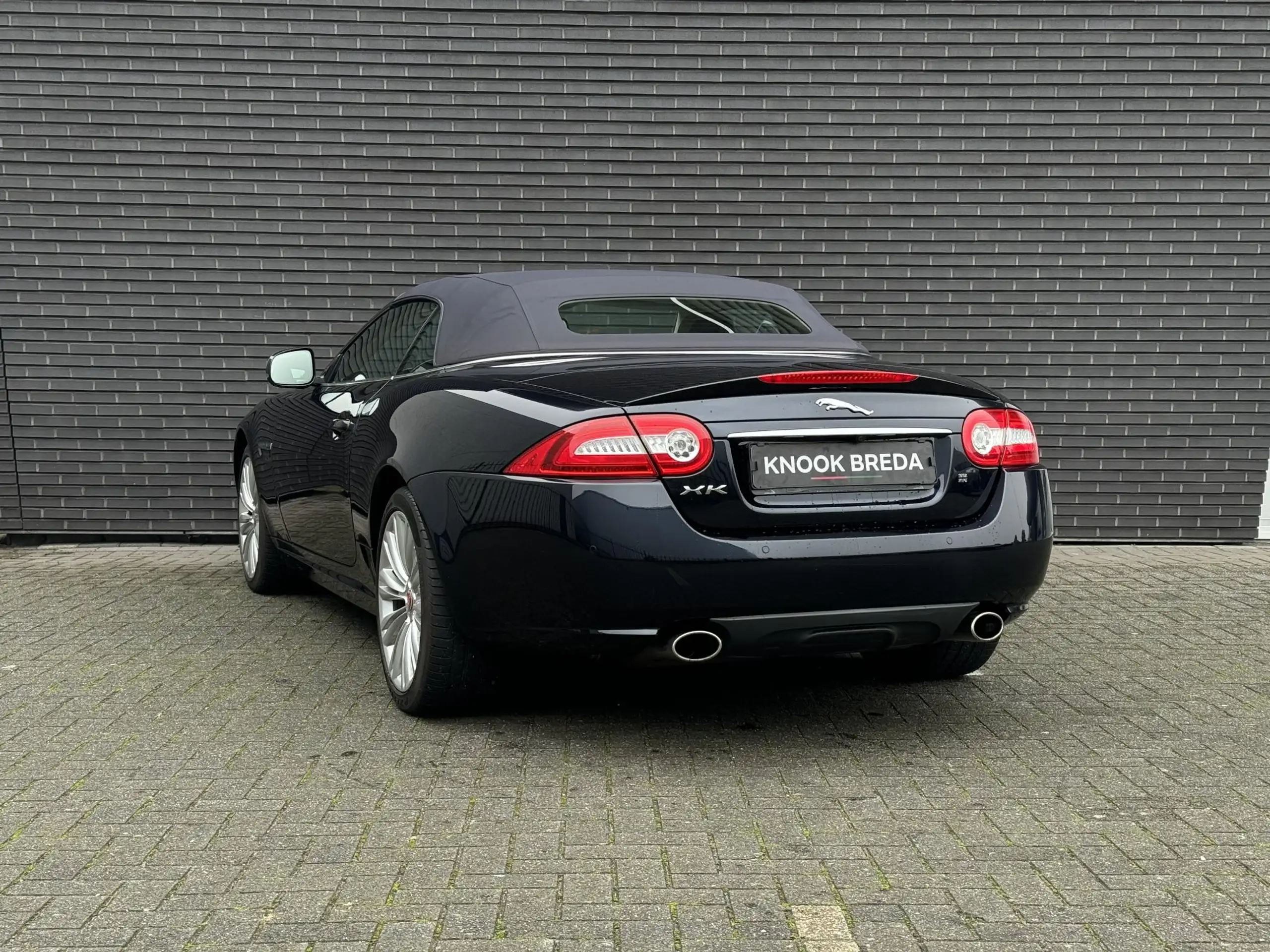 Jaguar - XK