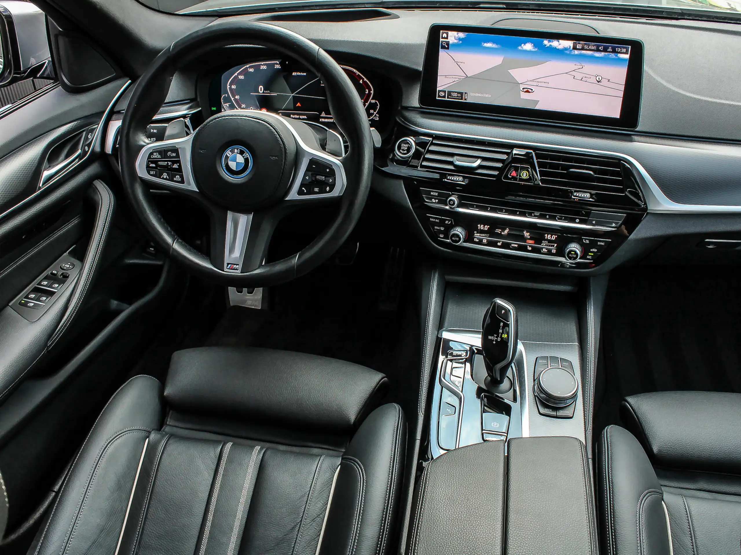 BMW - 530