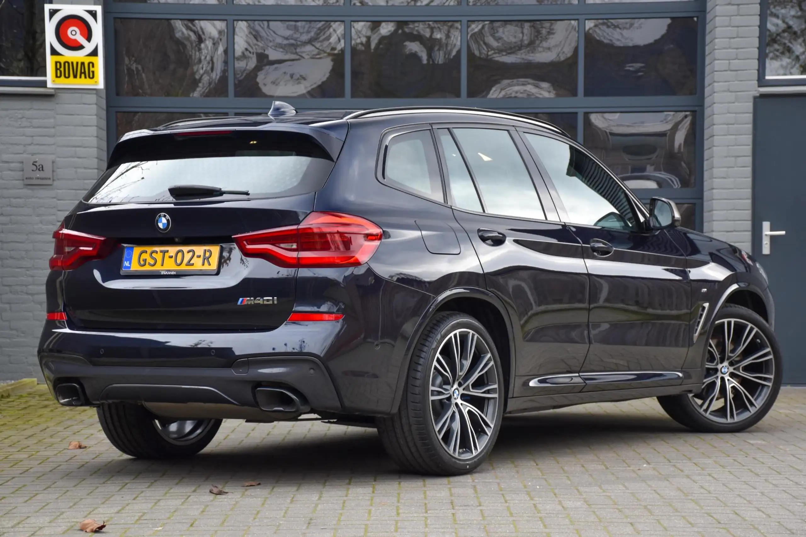 BMW - X3