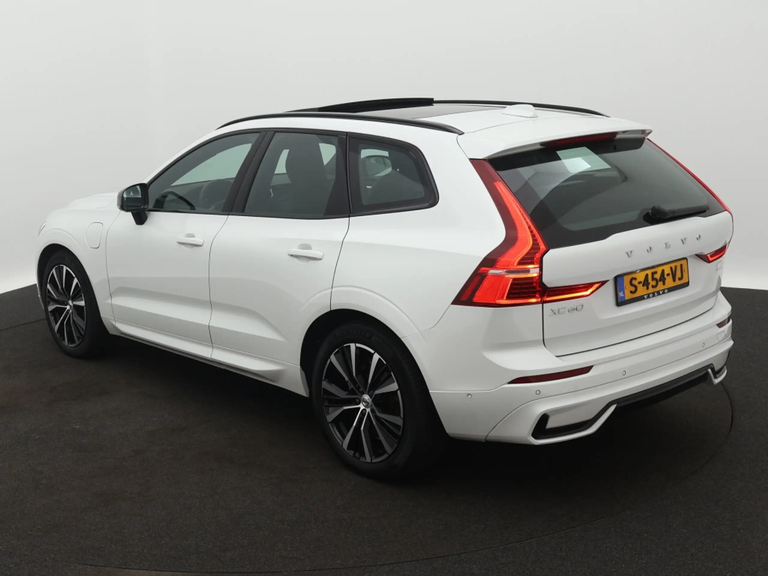 Volvo - XC60