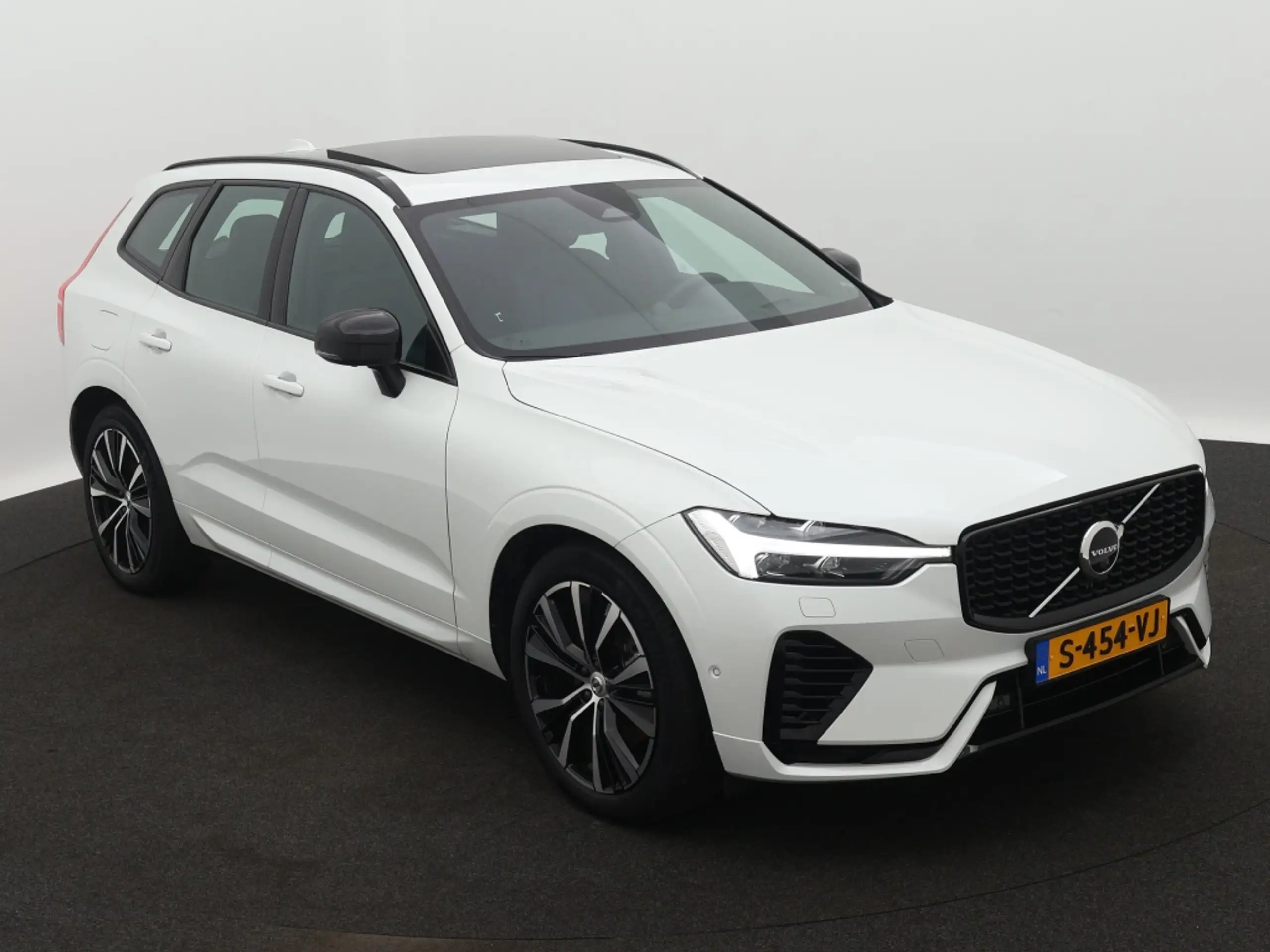 Volvo - XC60