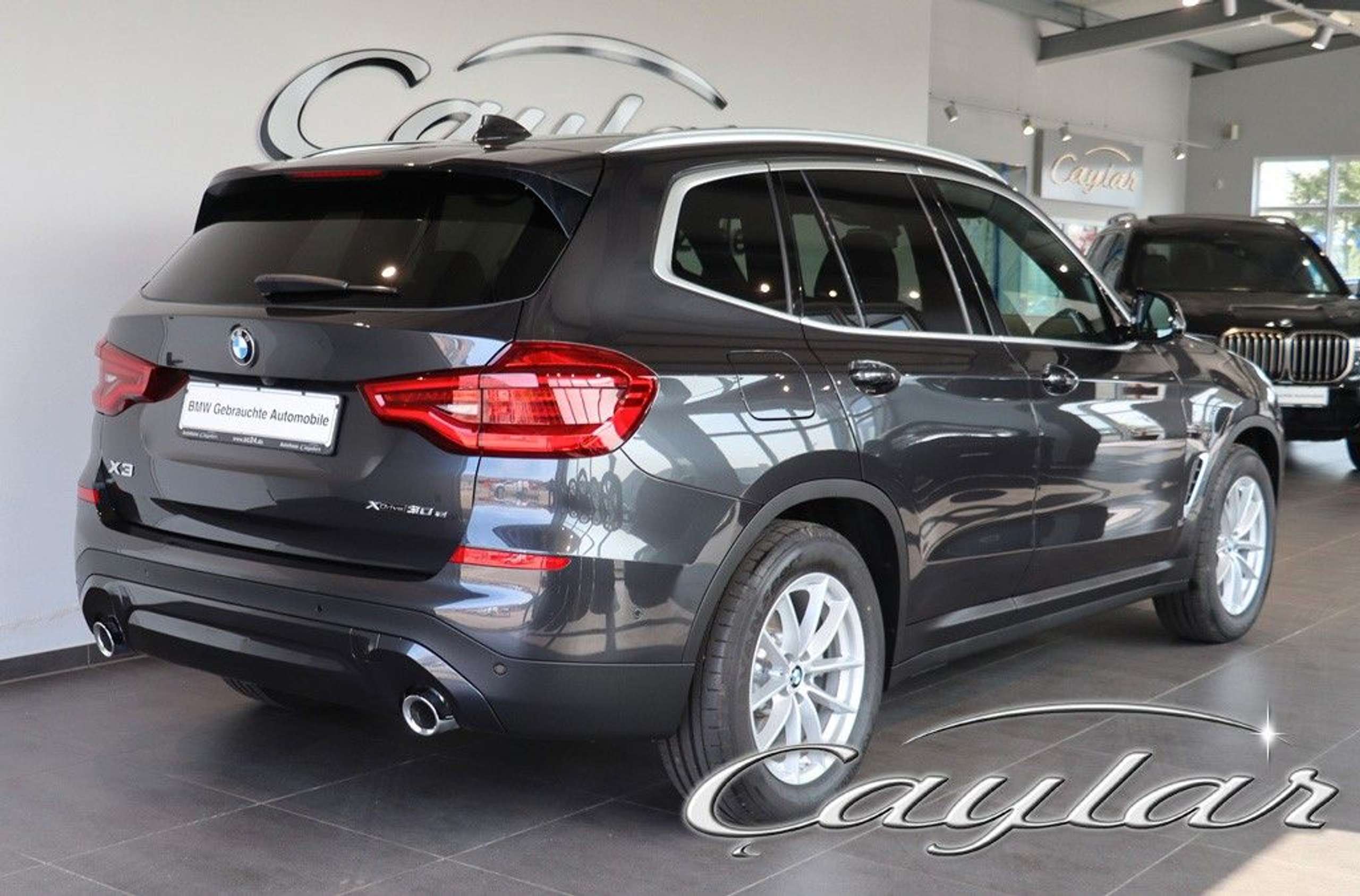 BMW - X3