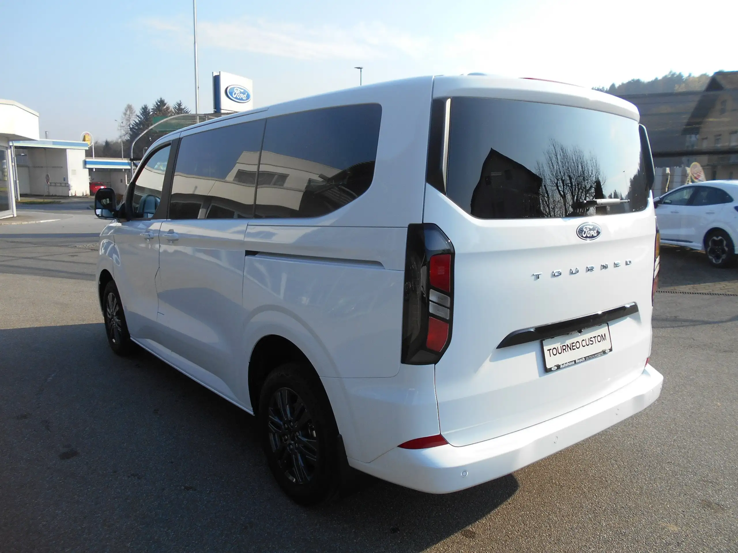 Ford - Tourneo Custom