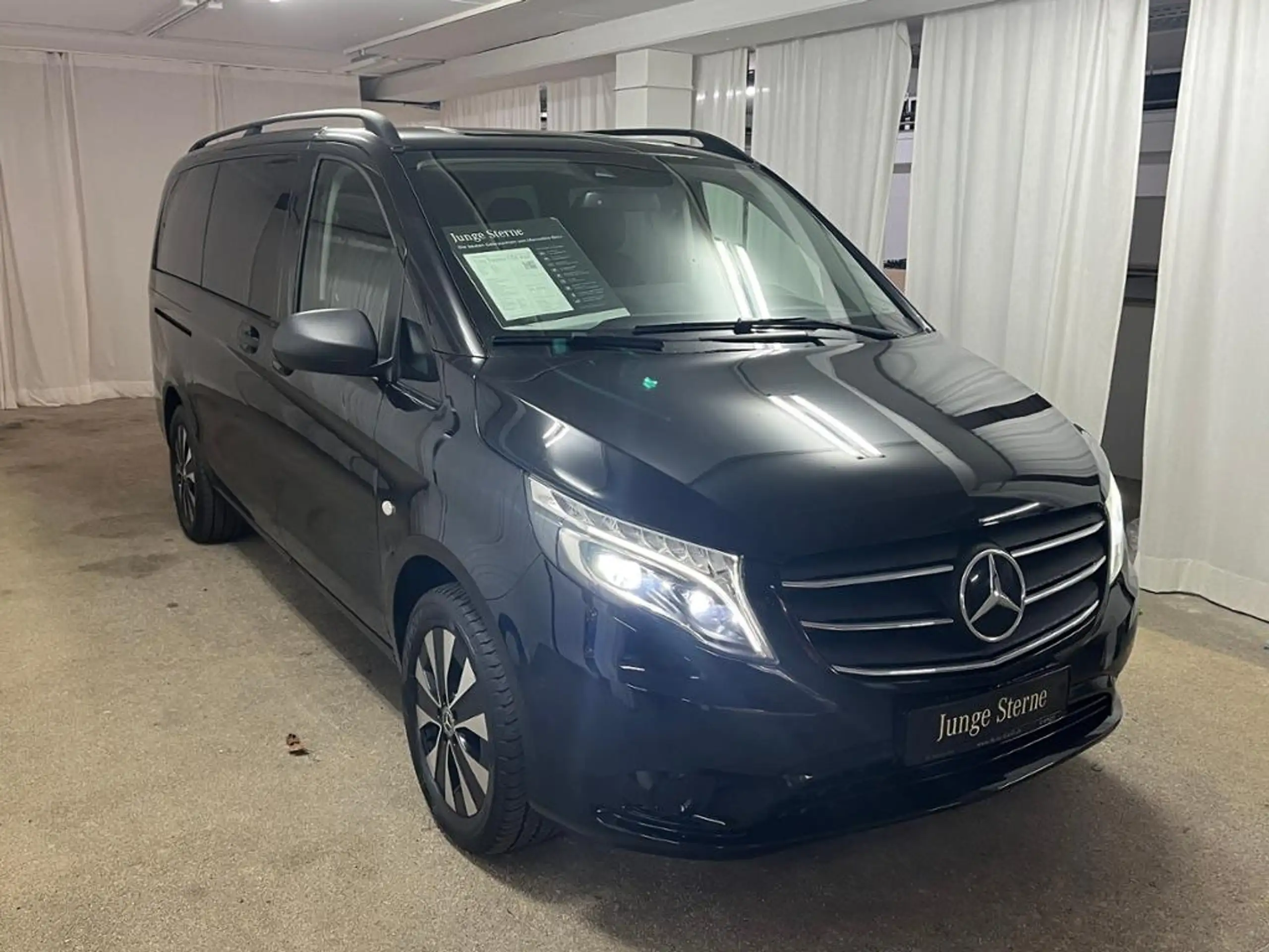 Mercedes-Benz - Vito