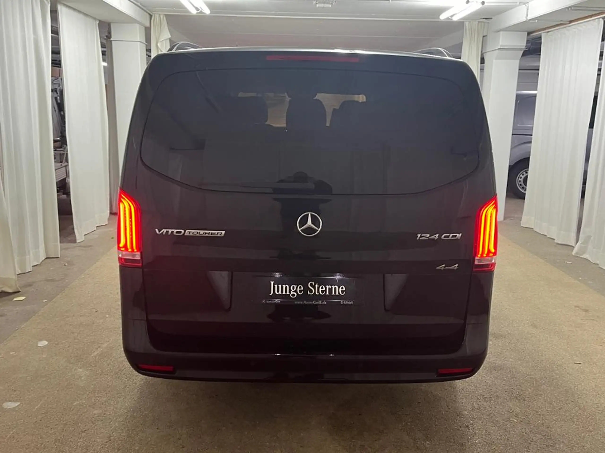 Mercedes-Benz - Vito