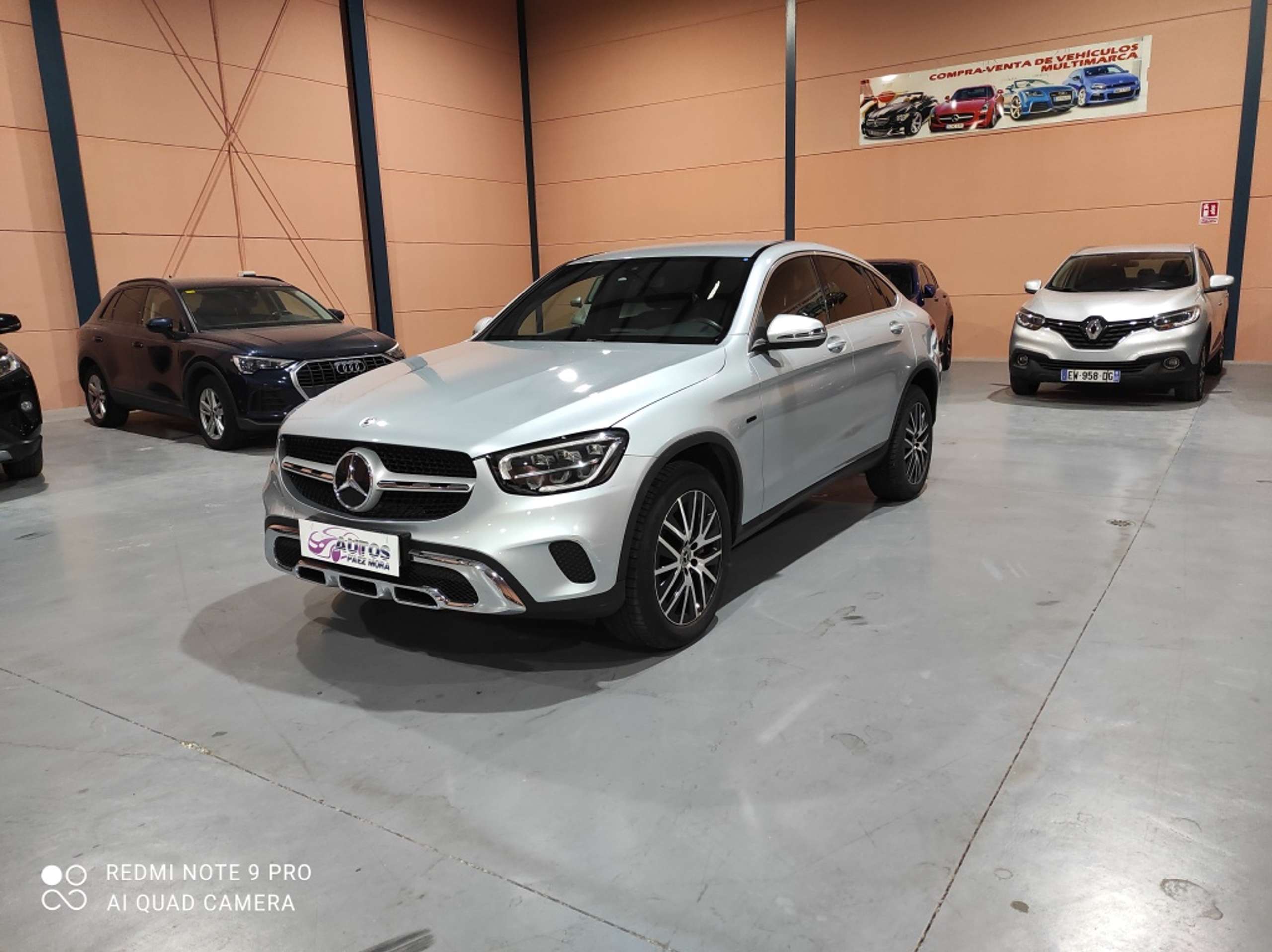 Mercedes-Benz - GLC 300