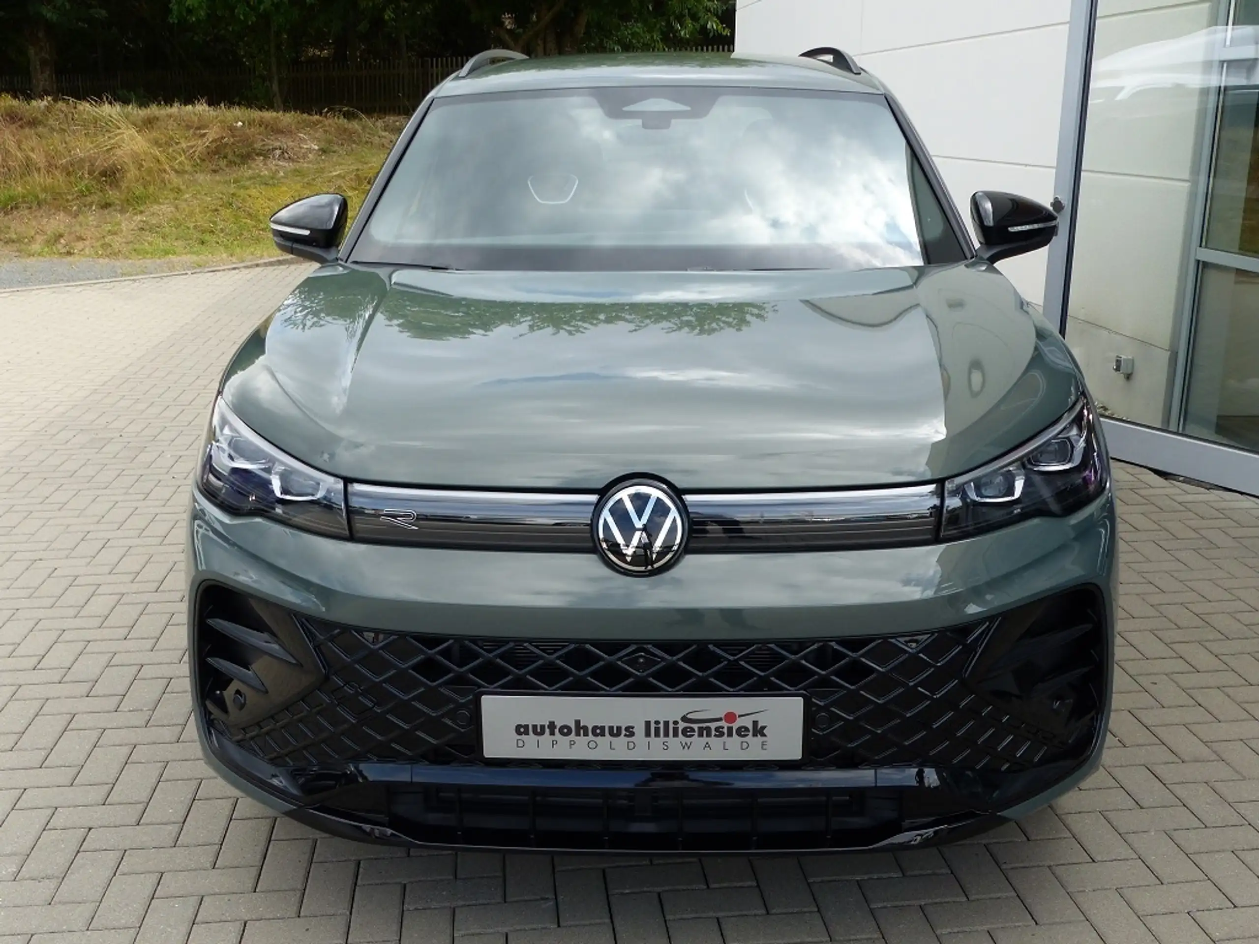 Volkswagen - Tiguan