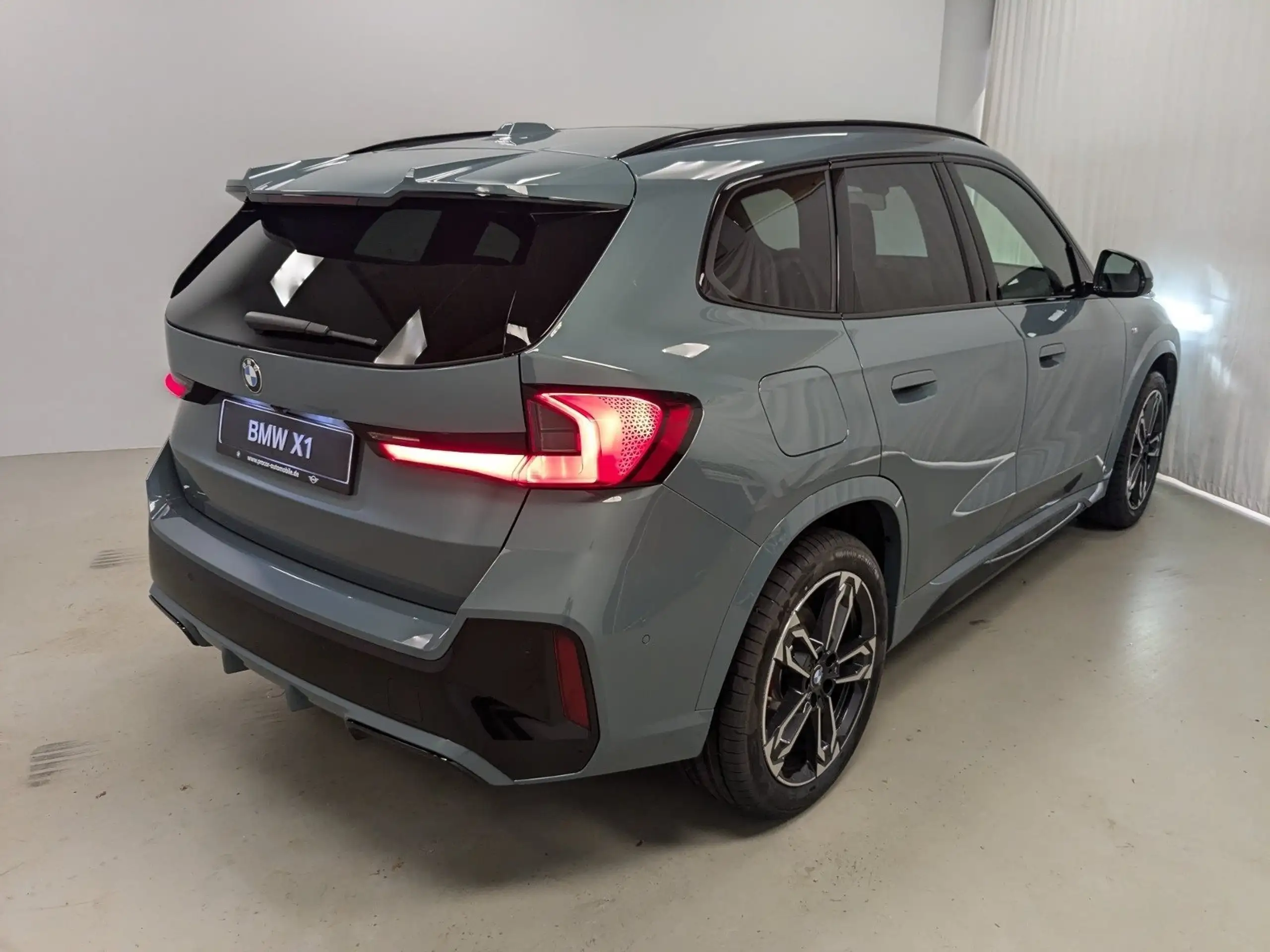 BMW - X1