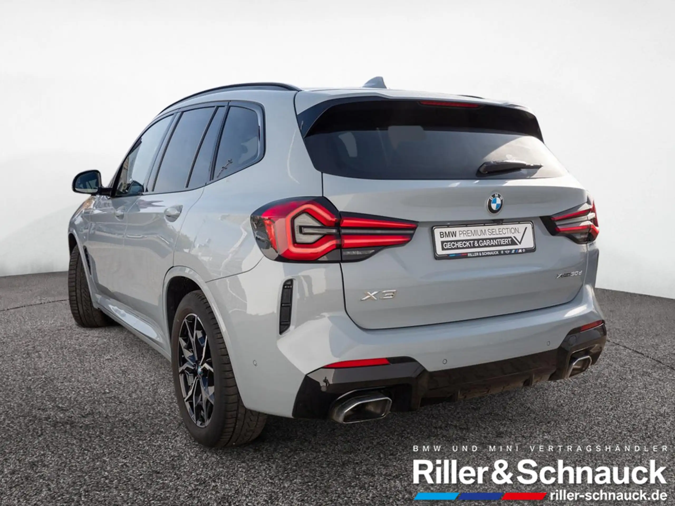 BMW - X3