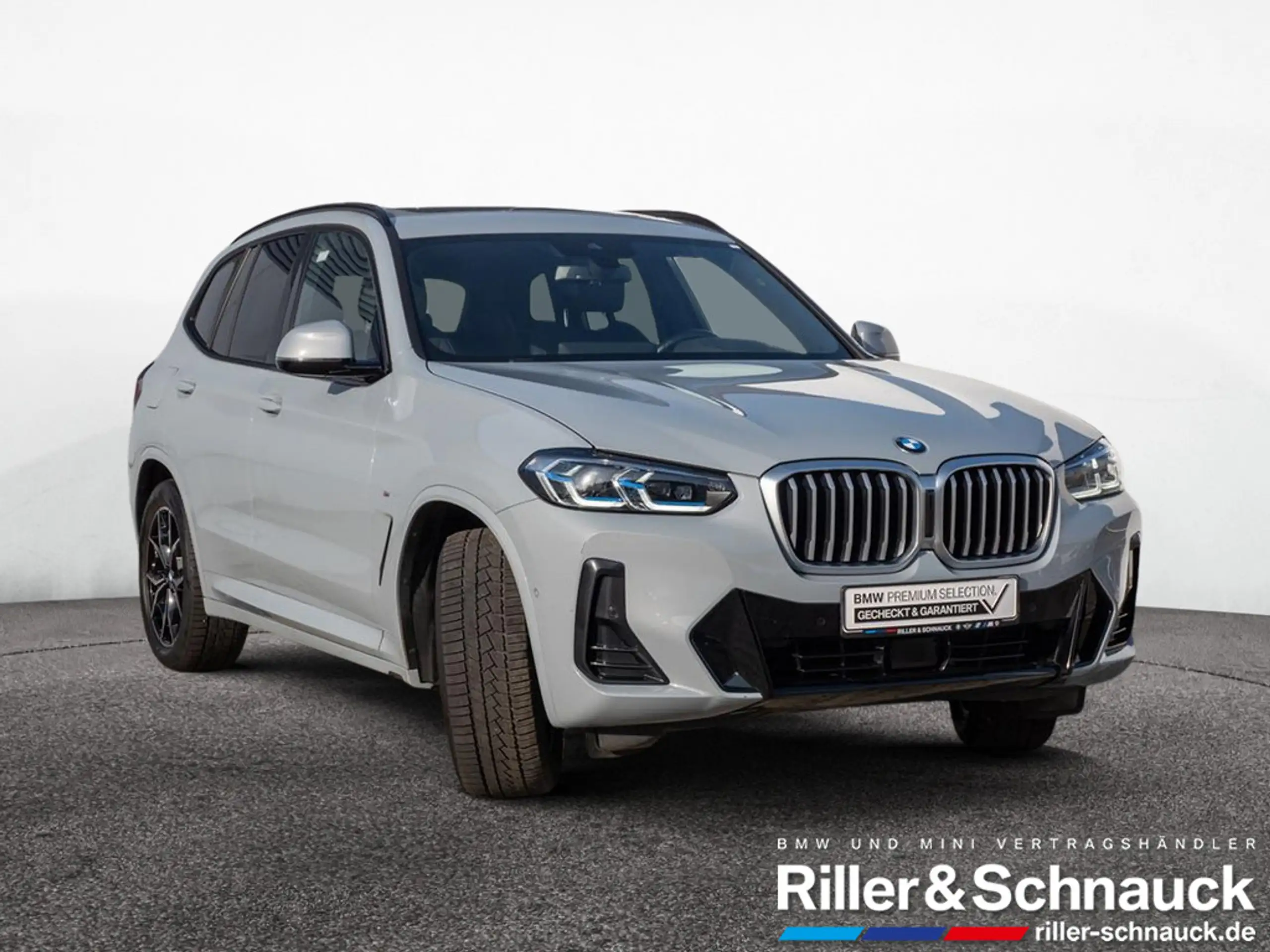 BMW - X3