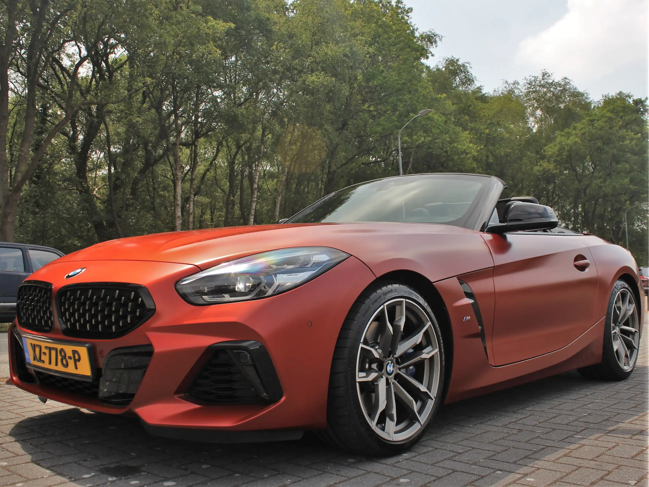 BMW - Z4