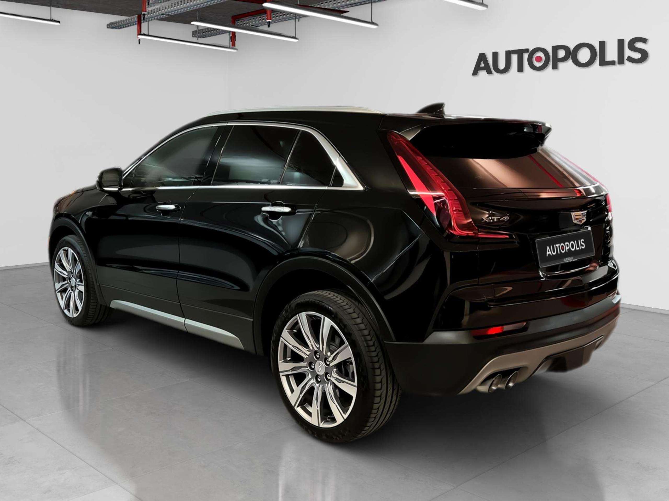 Cadillac - XT4