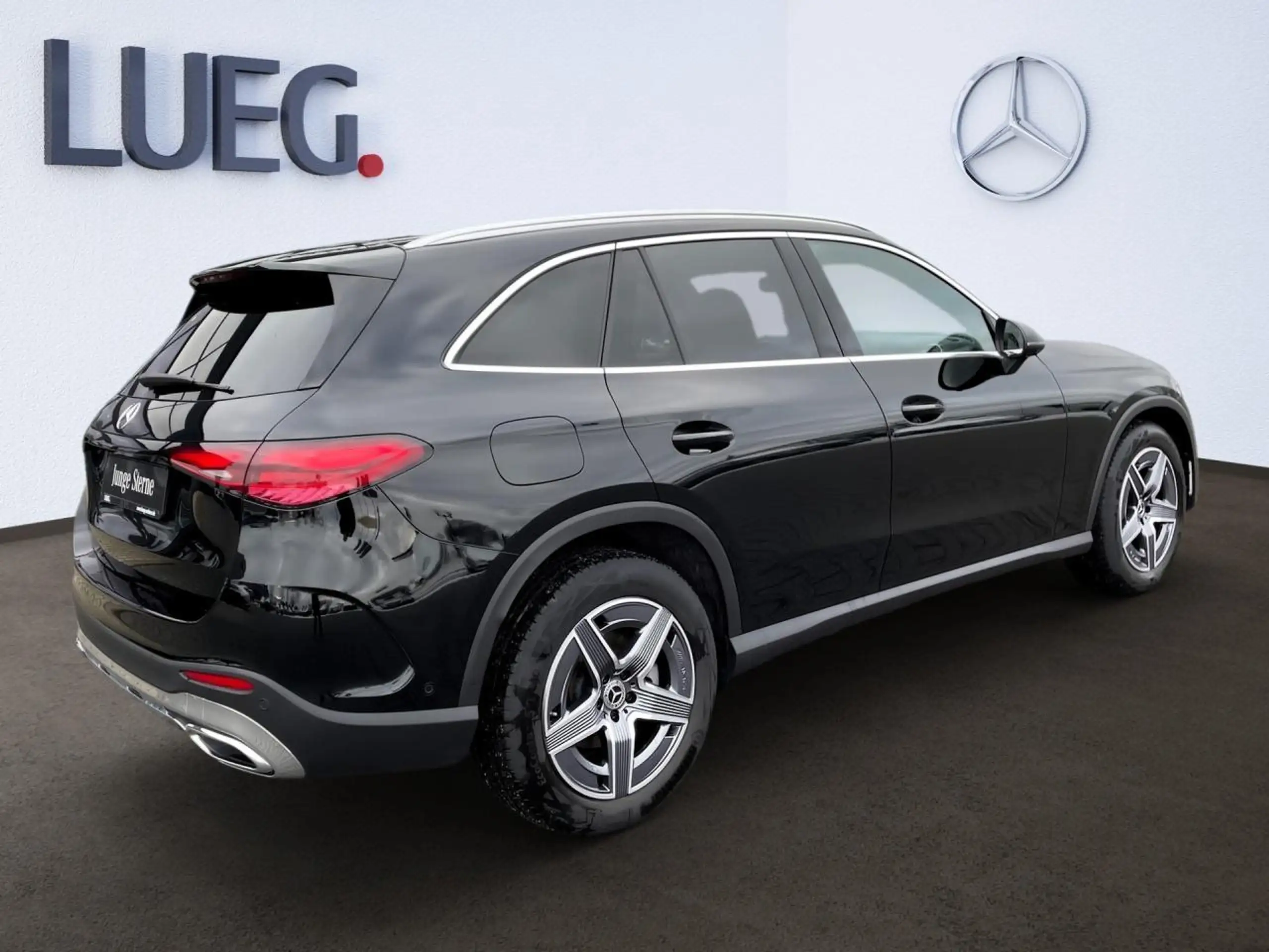 Mercedes-Benz - GLC 300