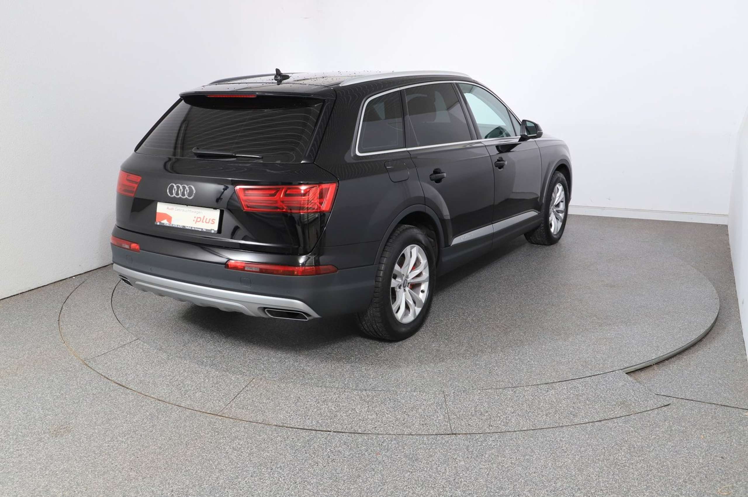 Audi - Q7