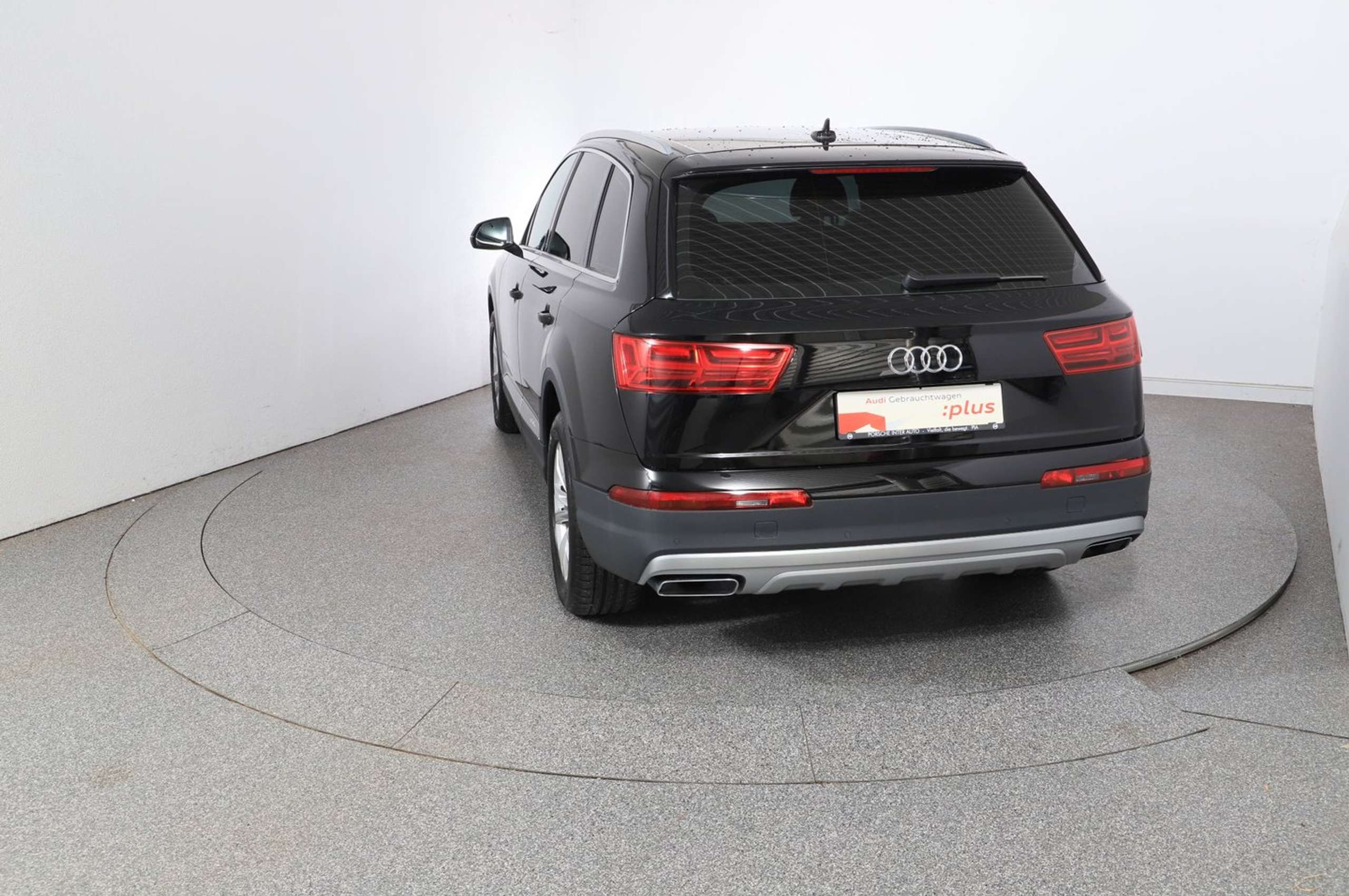 Audi - Q7