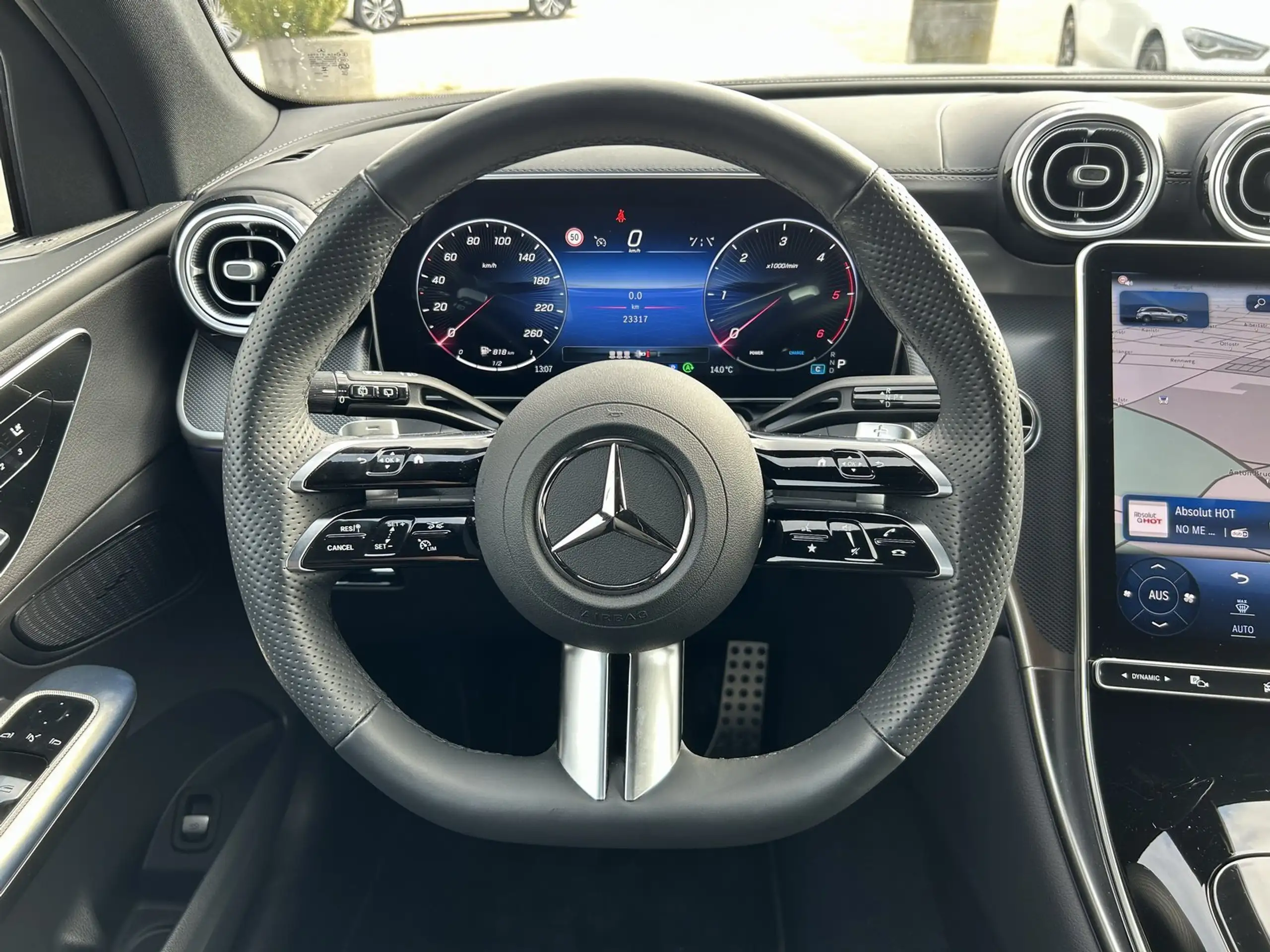 Mercedes-Benz - GLC 220