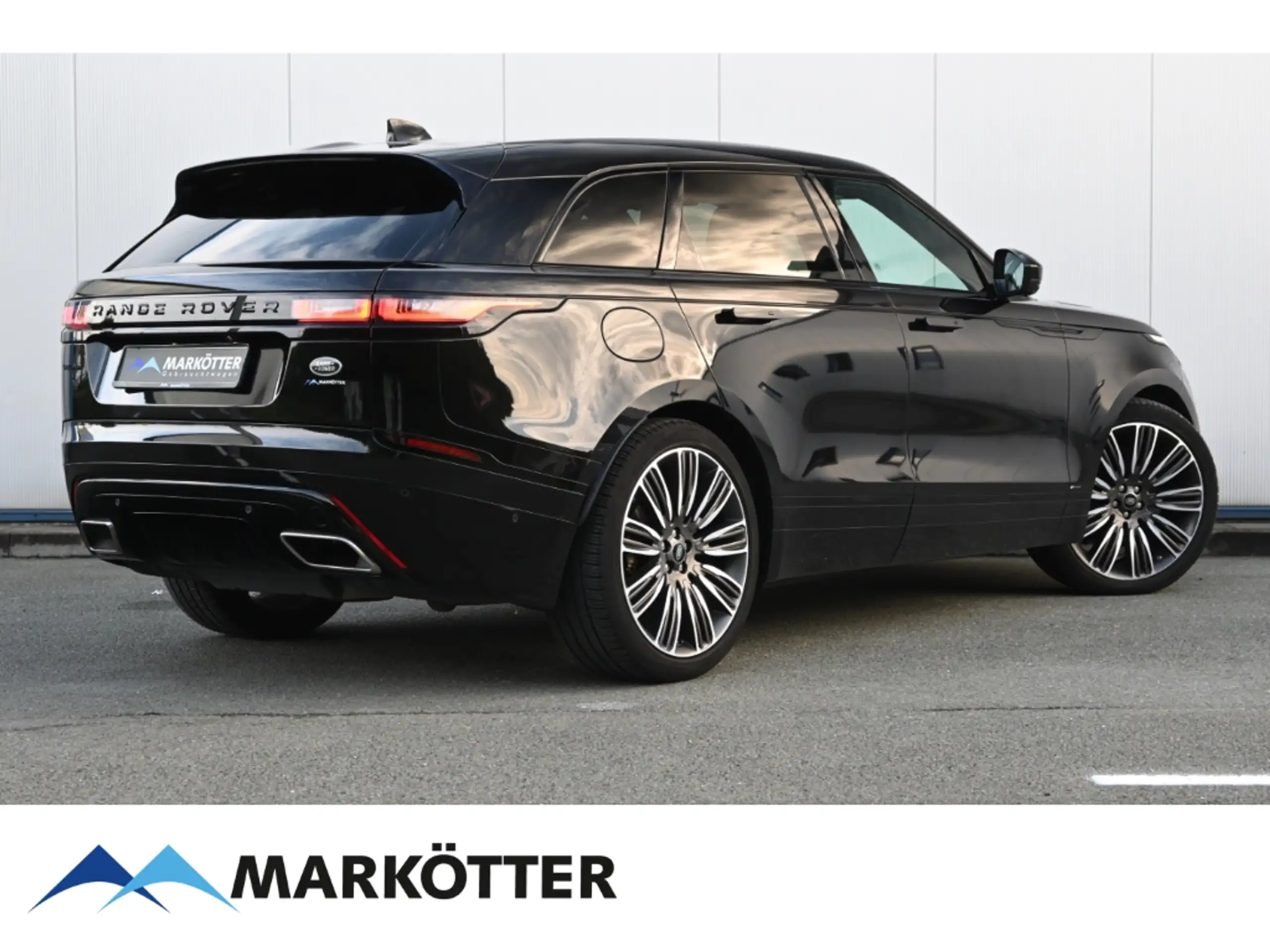 Land Rover - Range Rover Velar