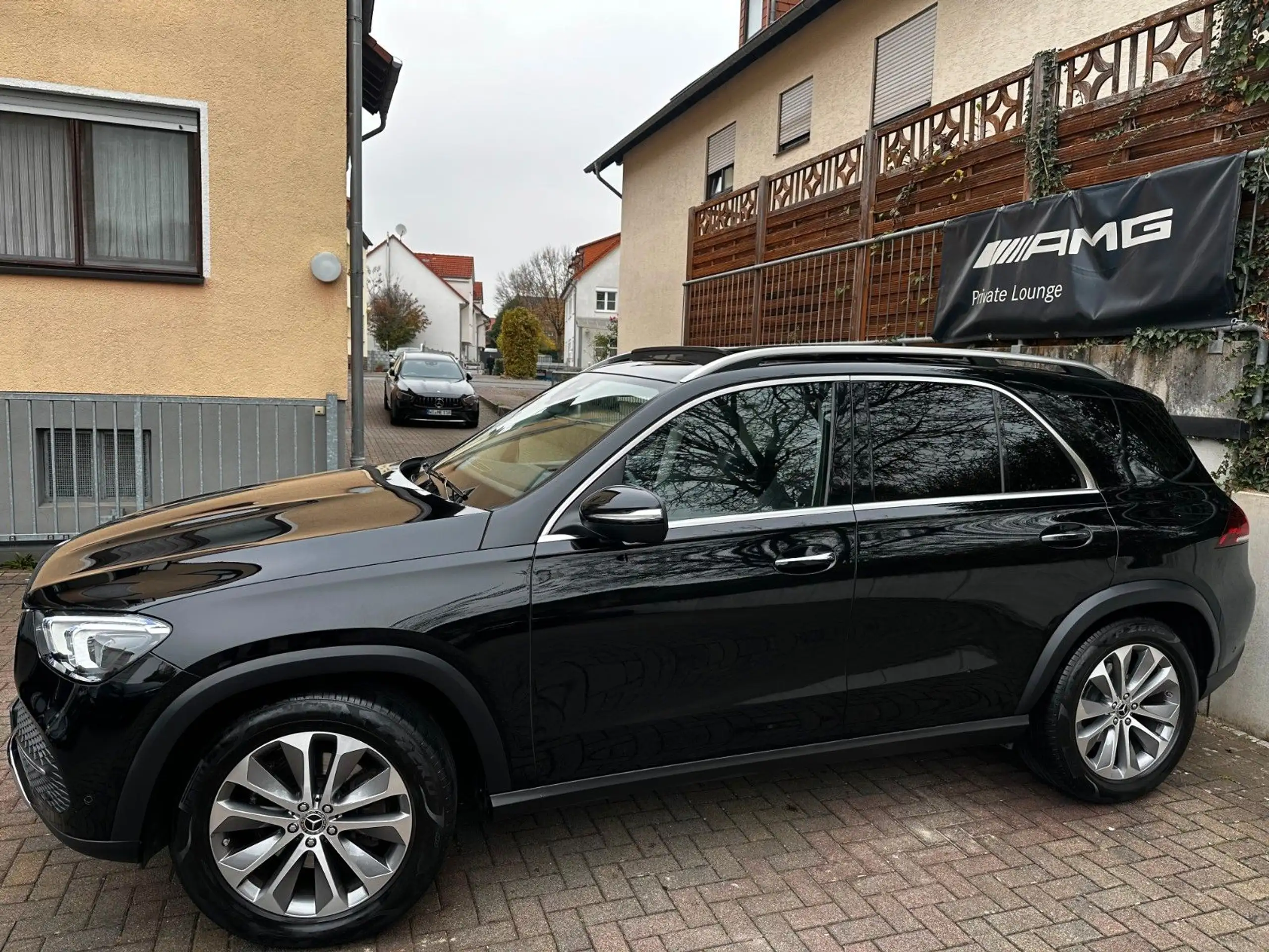 Mercedes-Benz - GLE 350