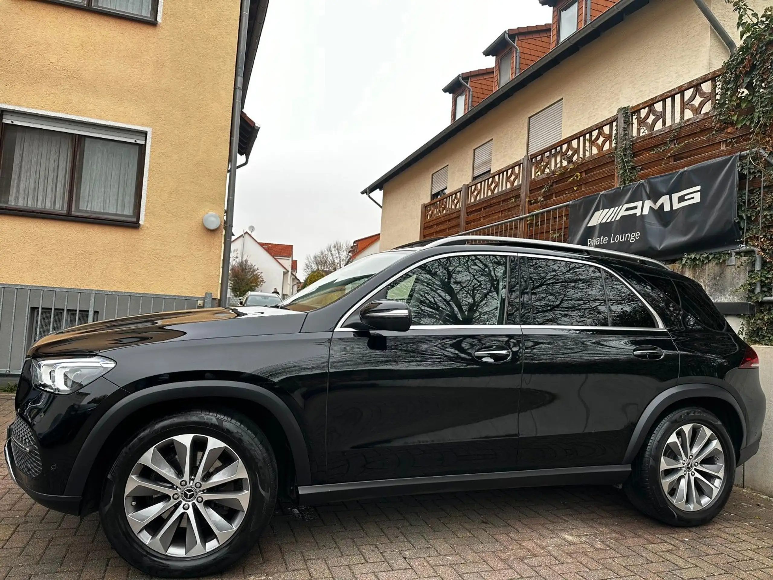 Mercedes-Benz - GLE 350