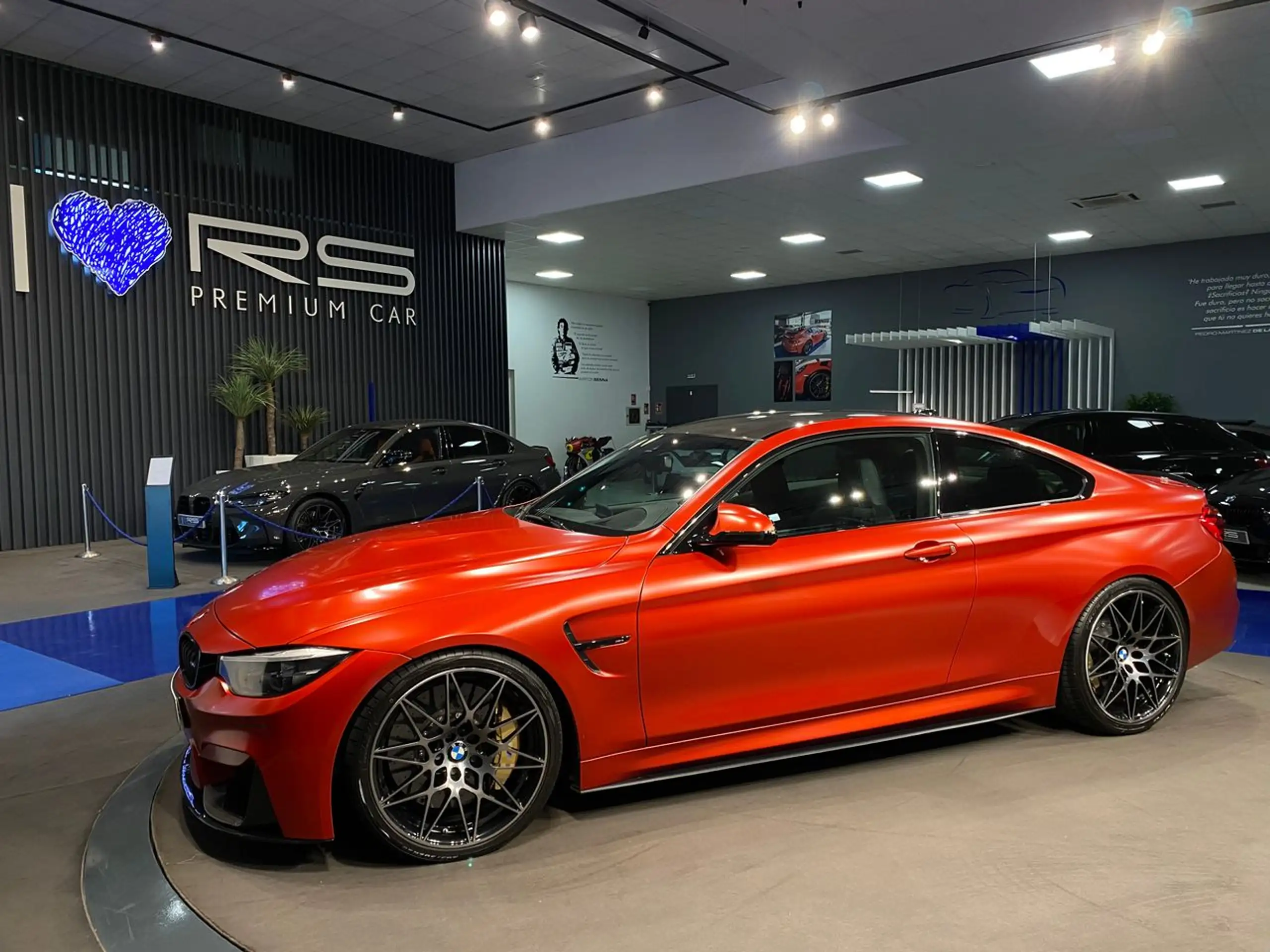 BMW - M4