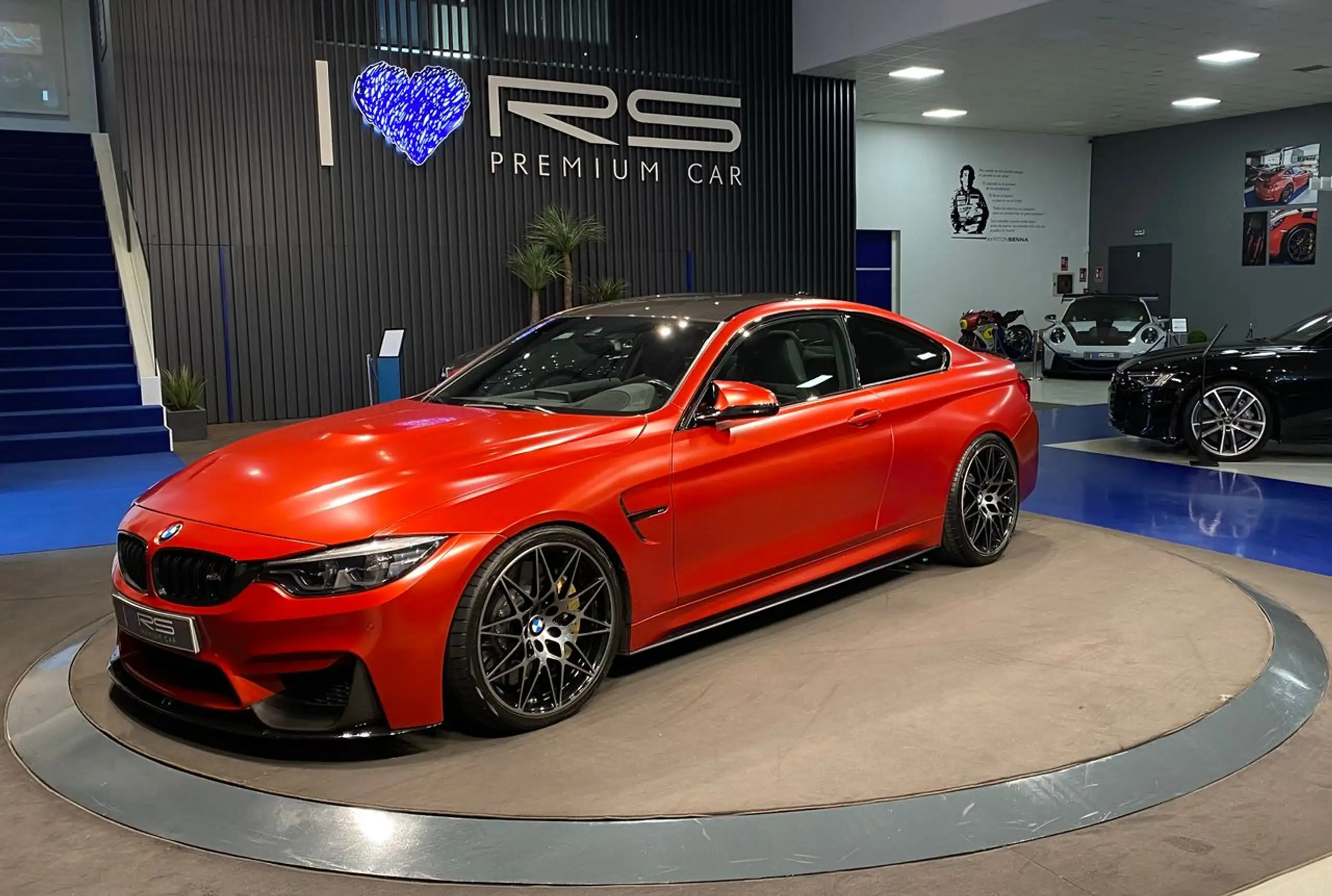 BMW - M4