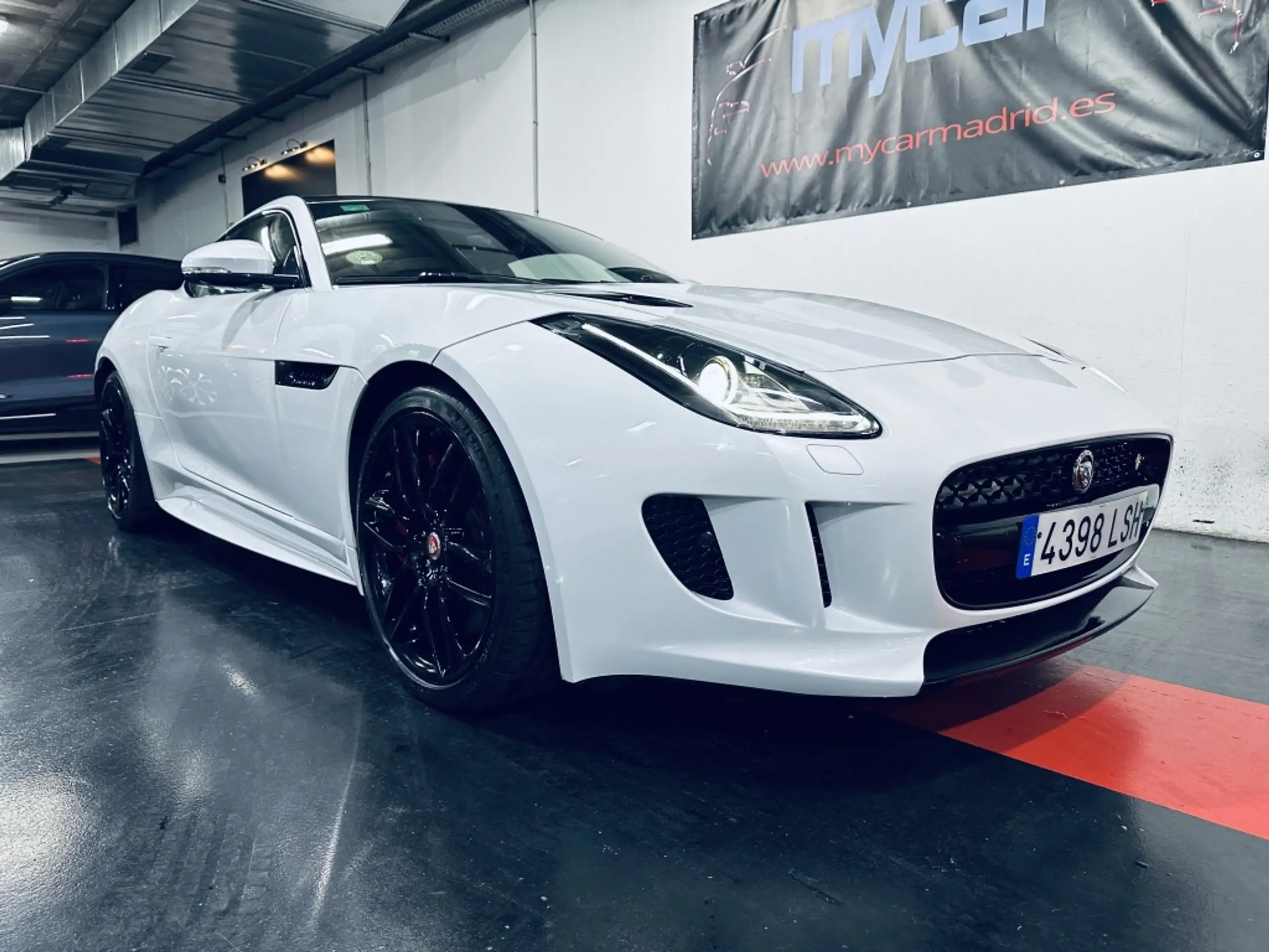 Jaguar - F-Type