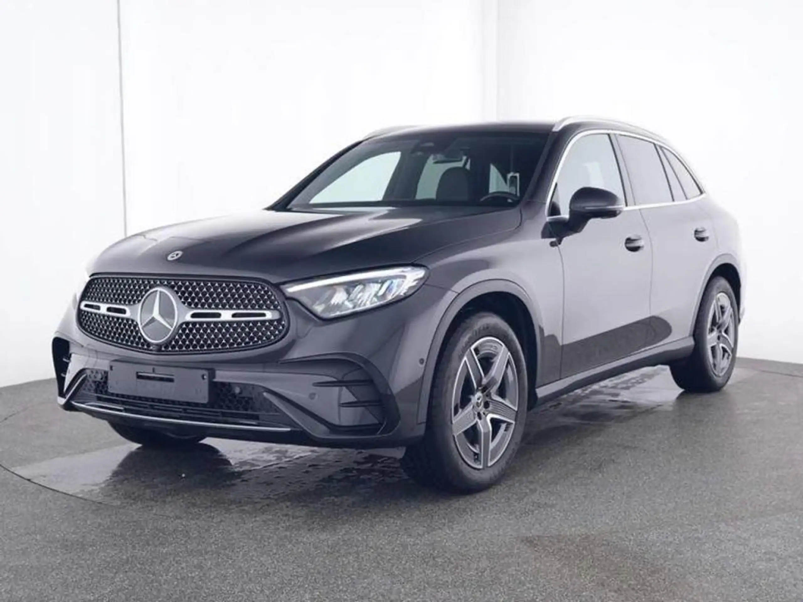 Mercedes-Benz - GLC 200