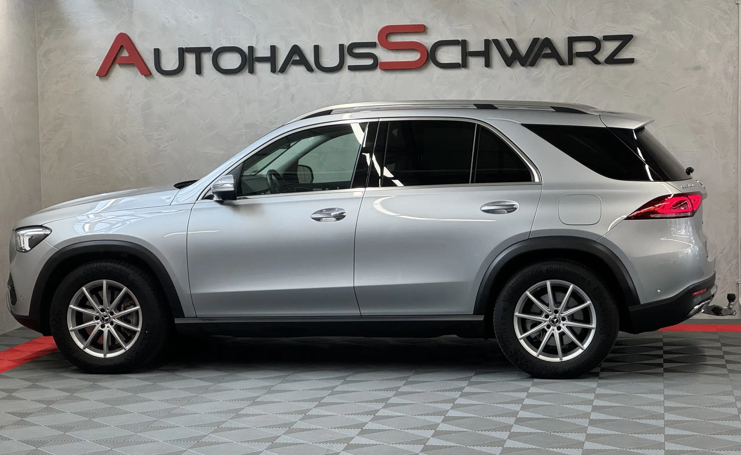 Mercedes-Benz - GLE 350