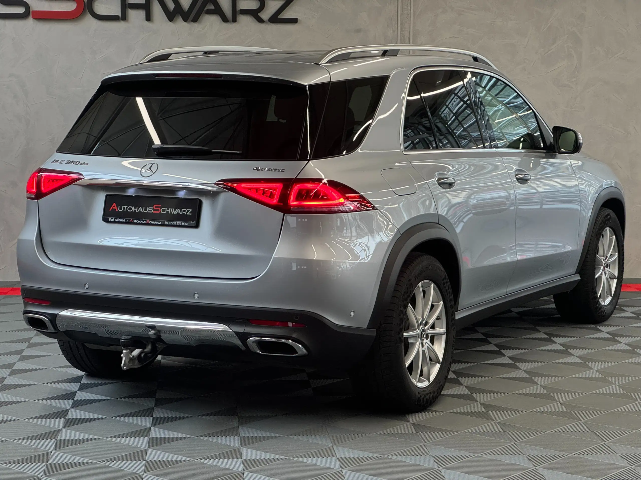 Mercedes-Benz - GLE 350