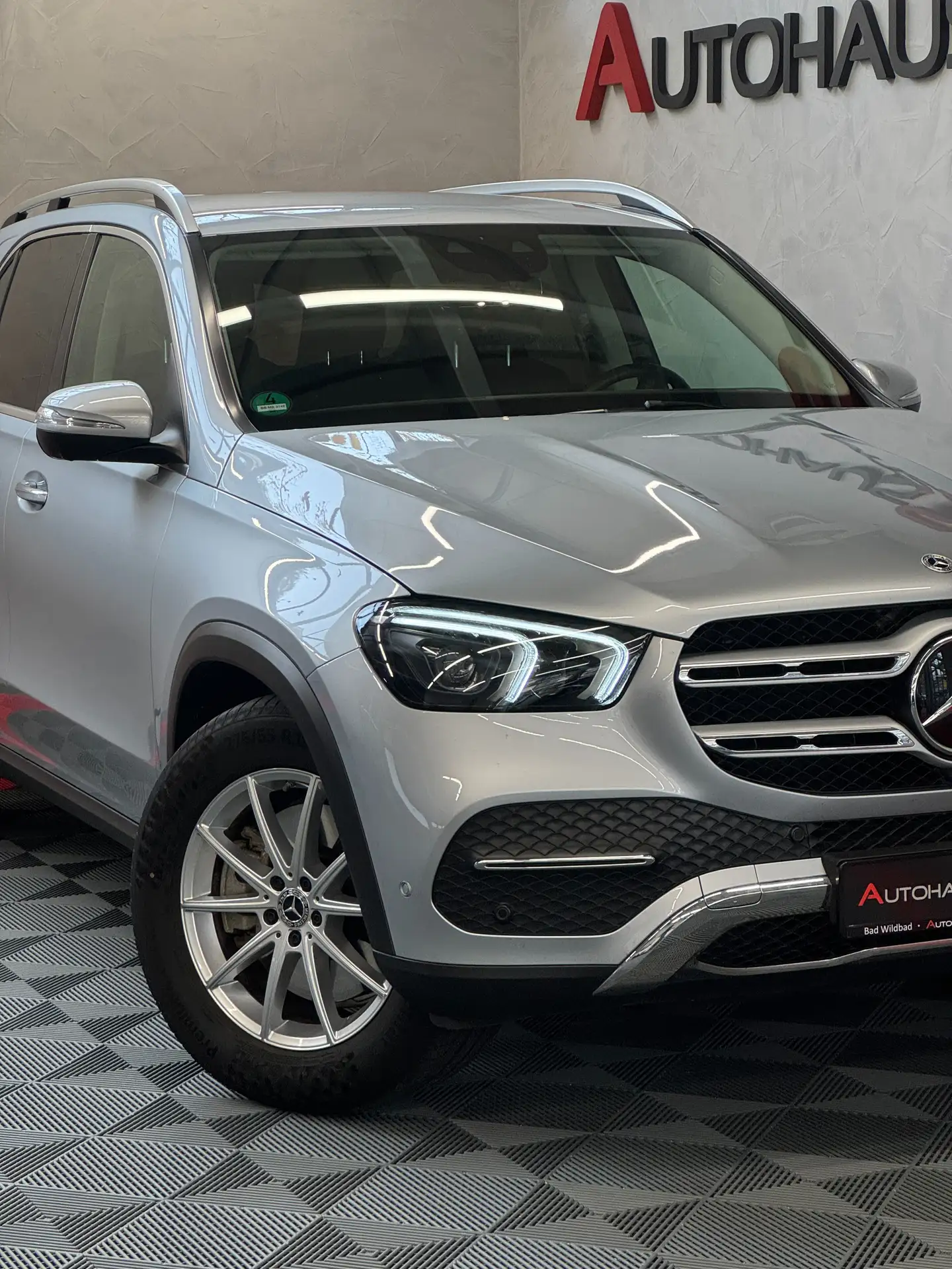 Mercedes-Benz - GLE 350