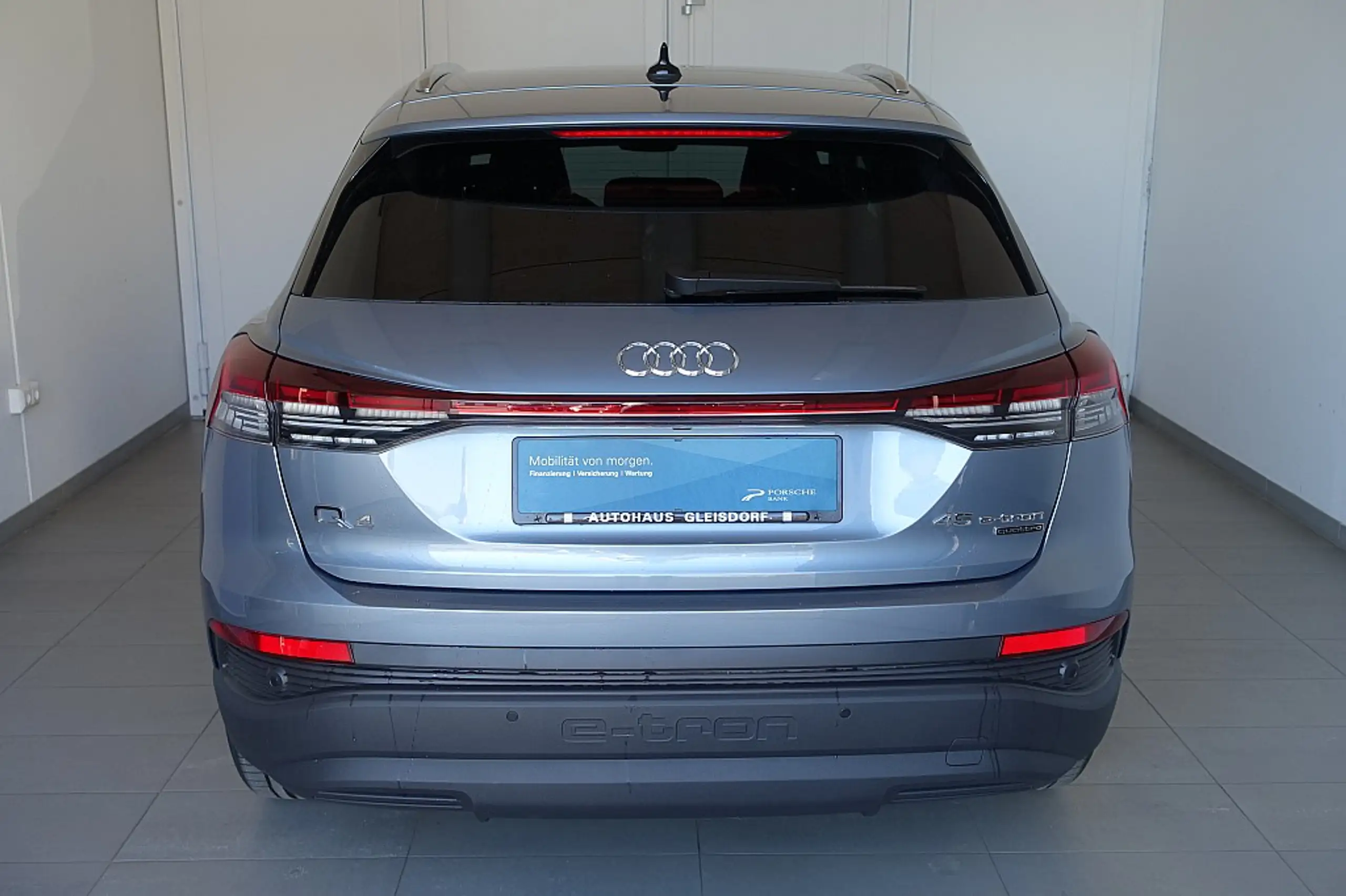 Audi - Q4 e-tron