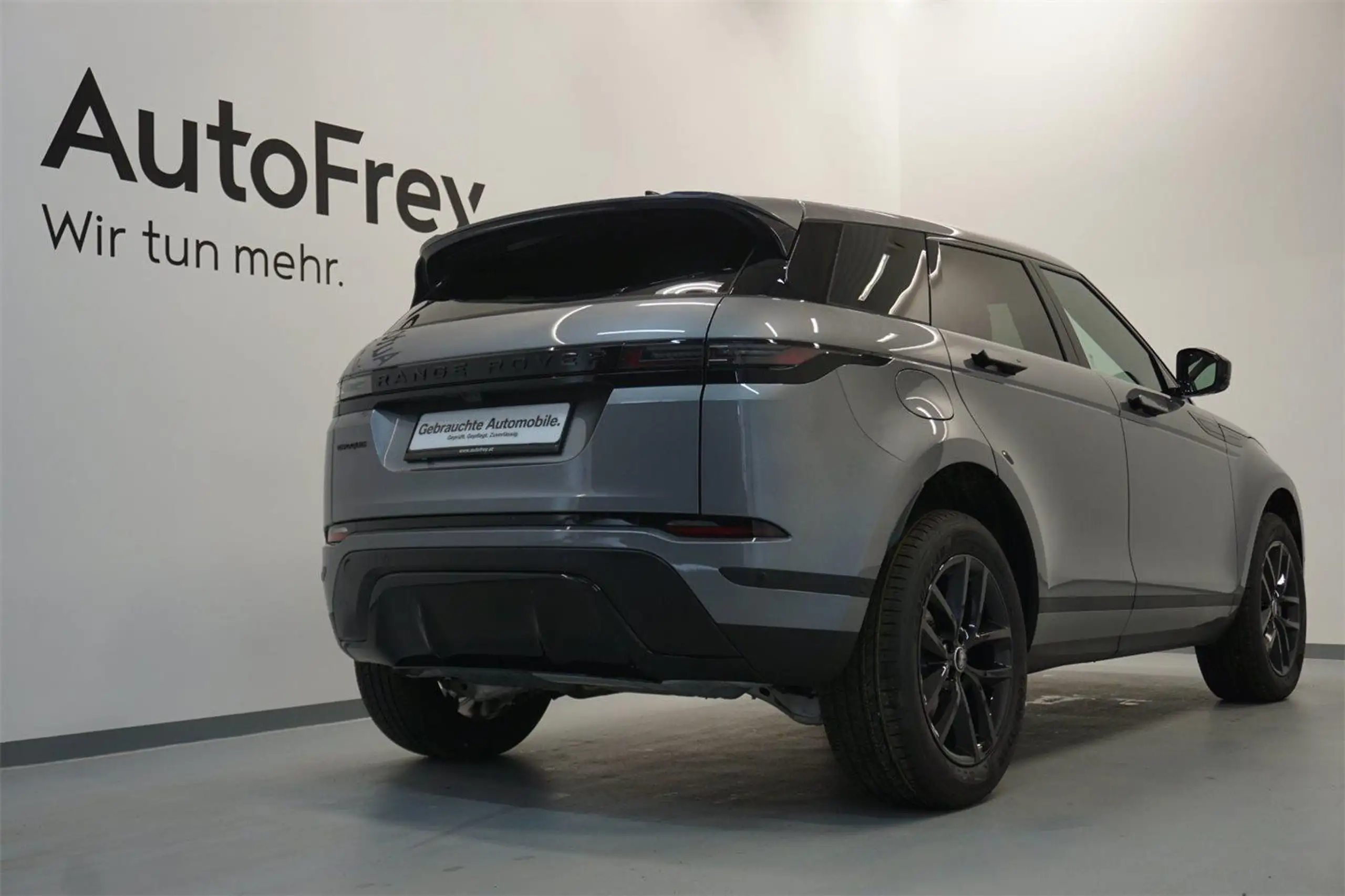 Land Rover - Range Rover Evoque