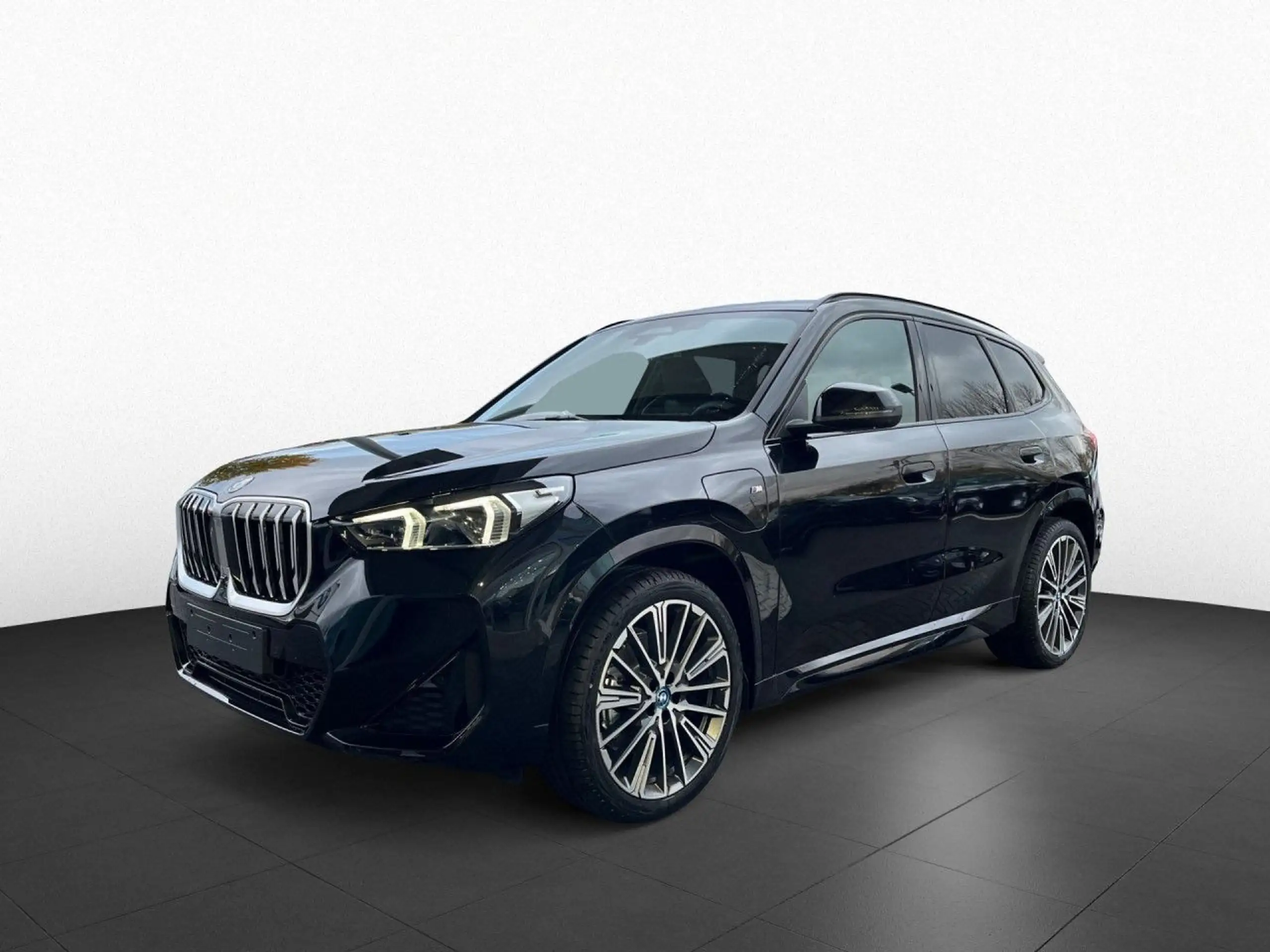 BMW - X1