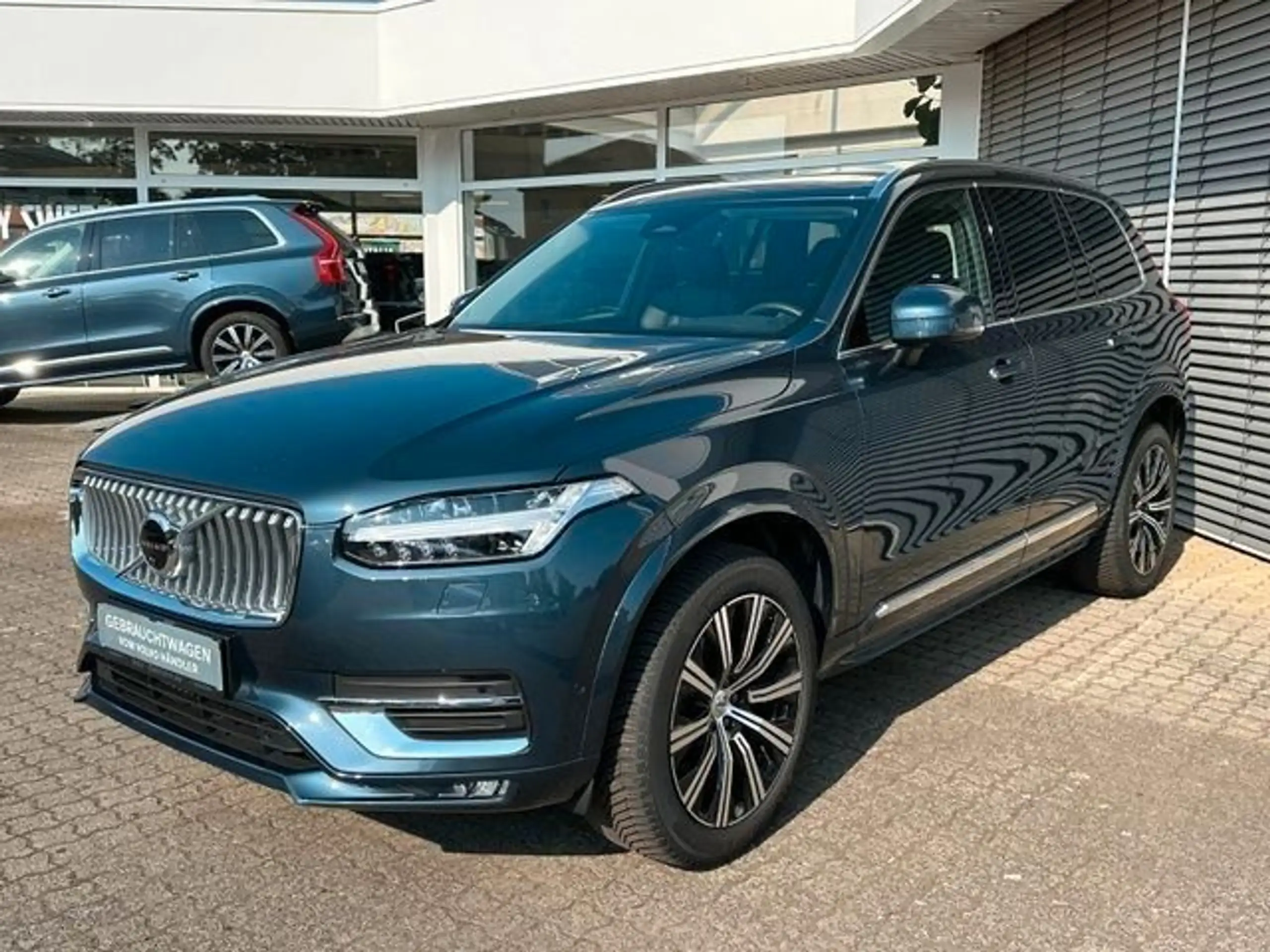 Volvo - XC90