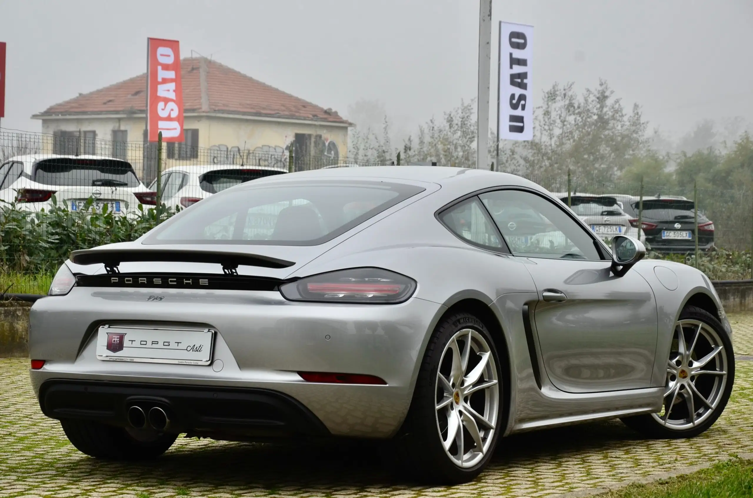 Porsche - Cayman