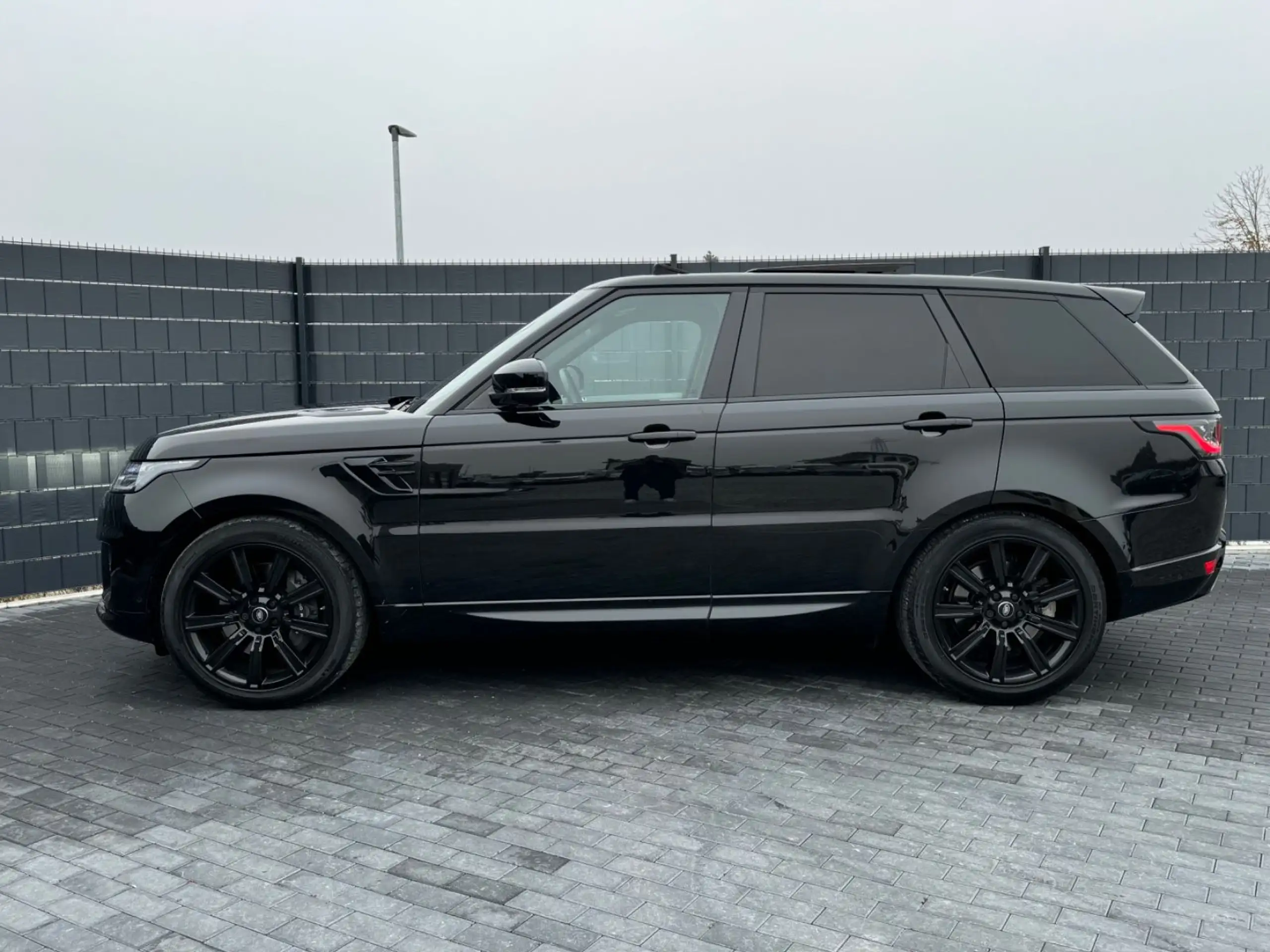 Land Rover - Range Rover Sport