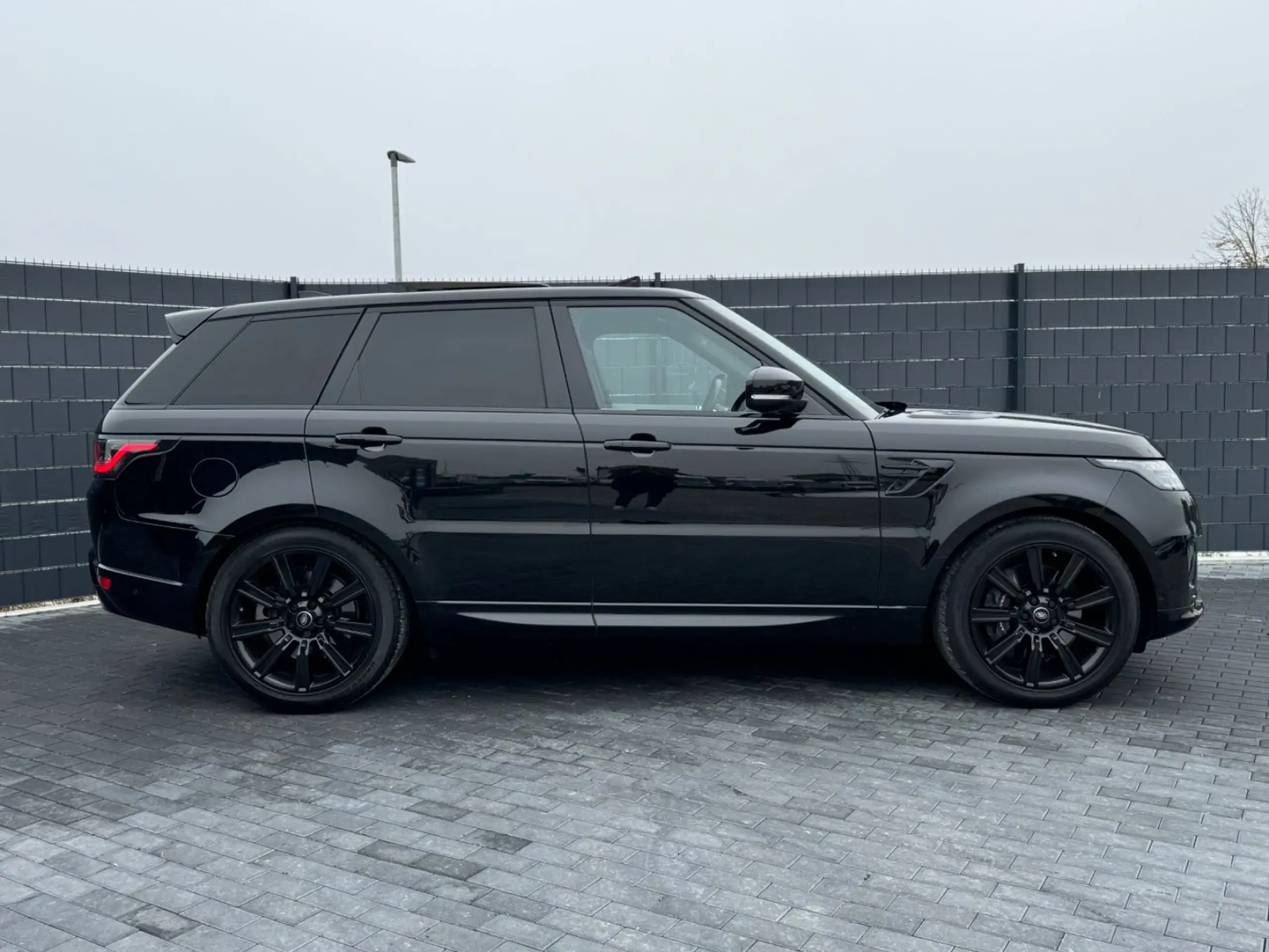 Land Rover - Range Rover Sport