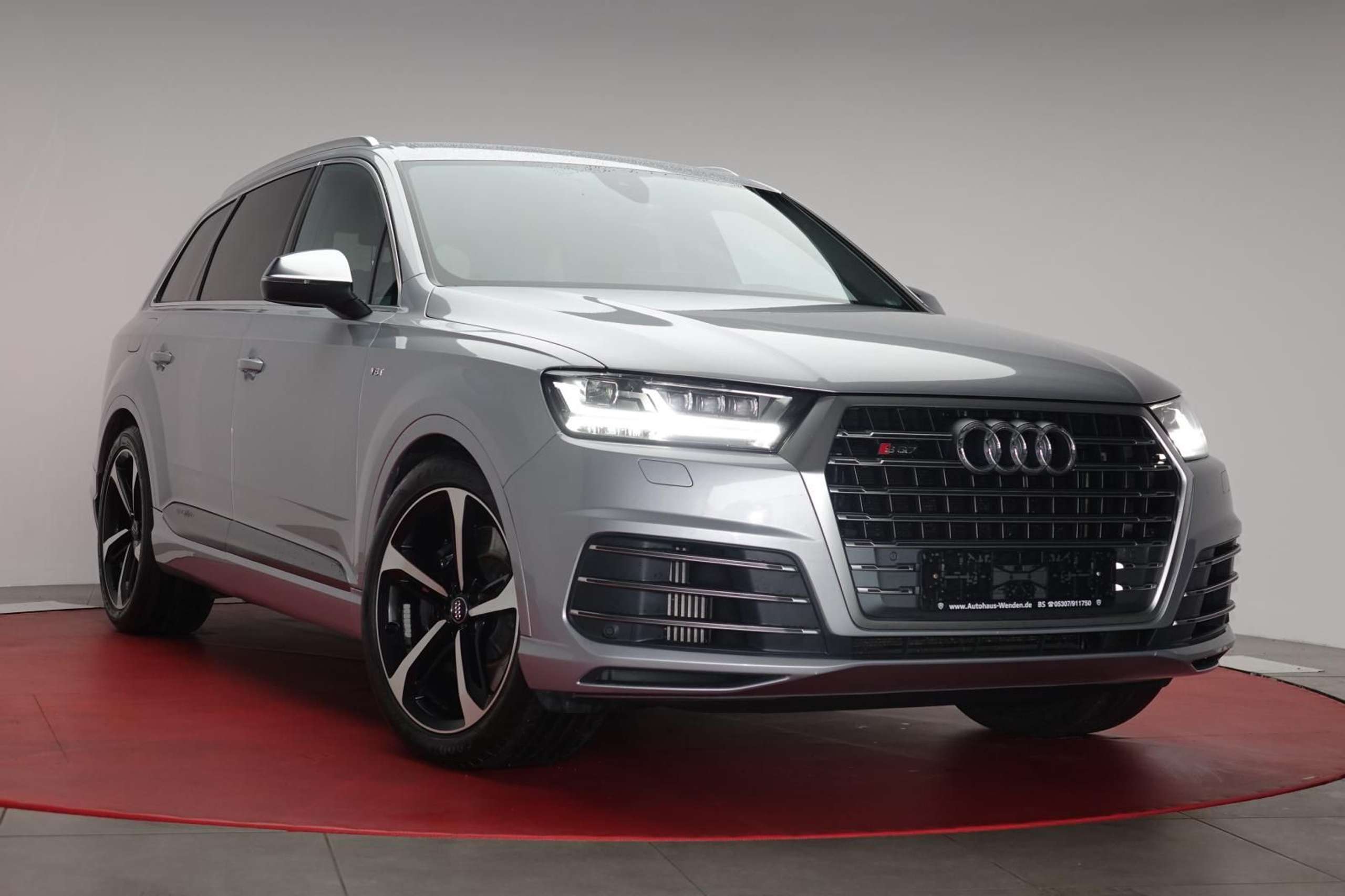 Audi - SQ7