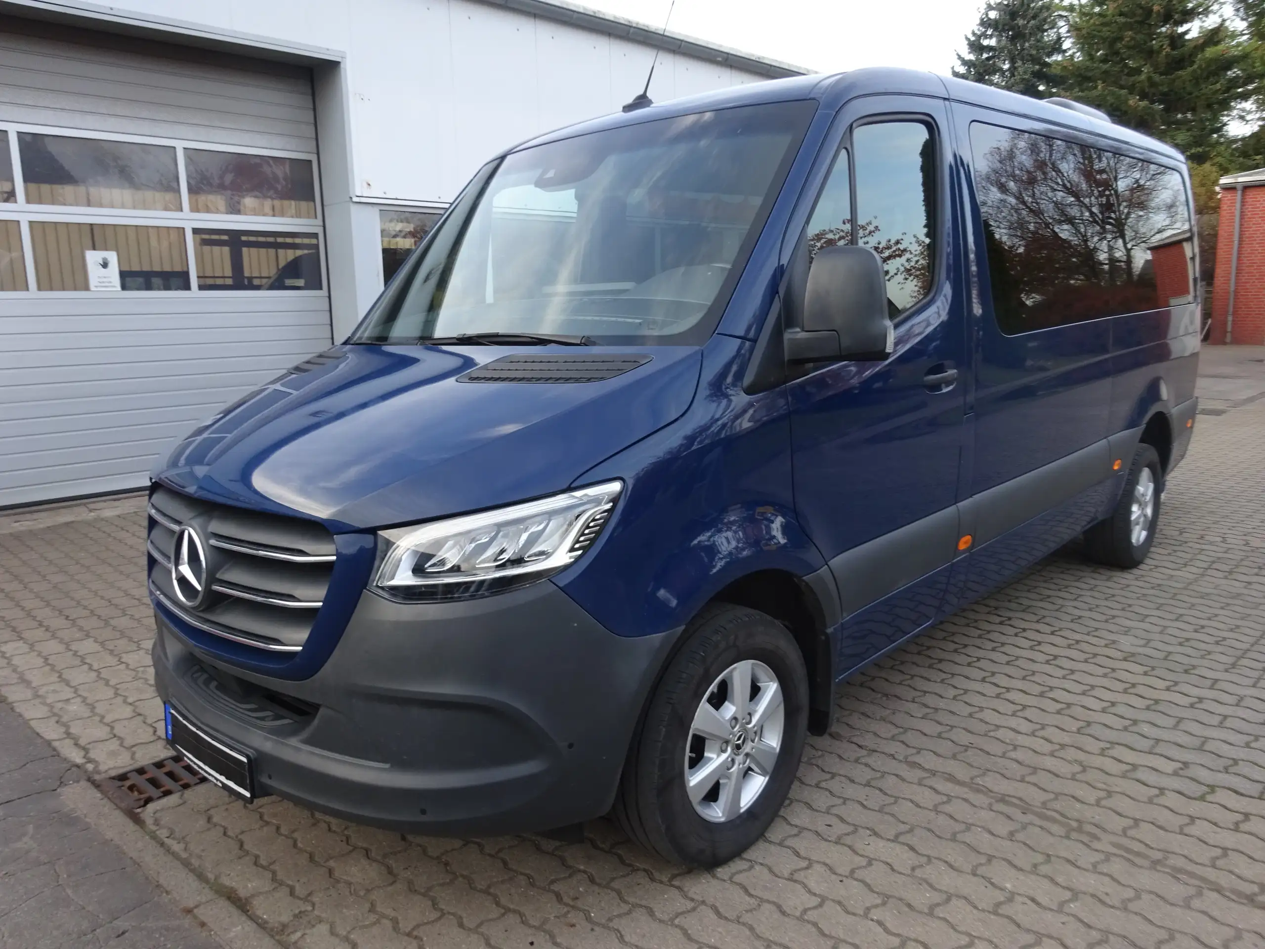 Mercedes-Benz - Sprinter