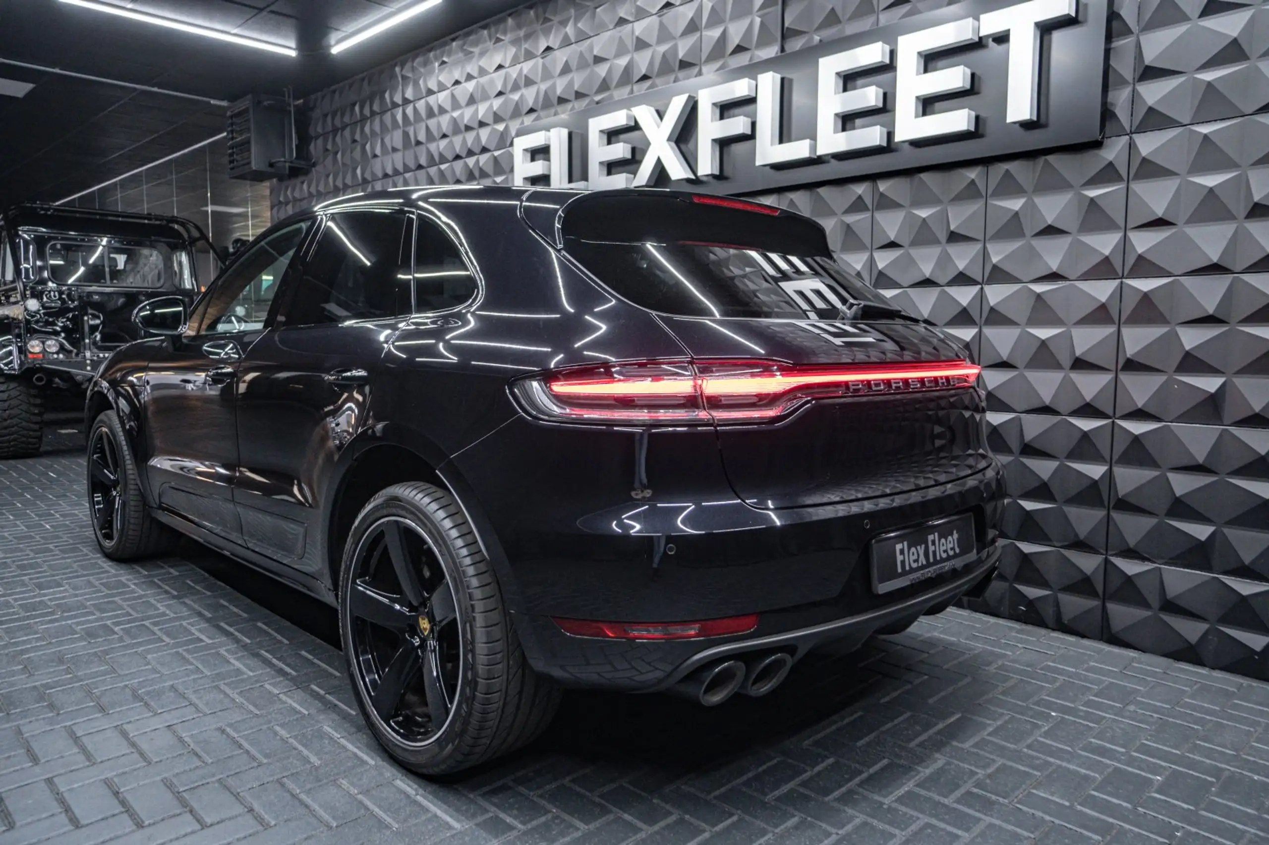 Porsche - Macan