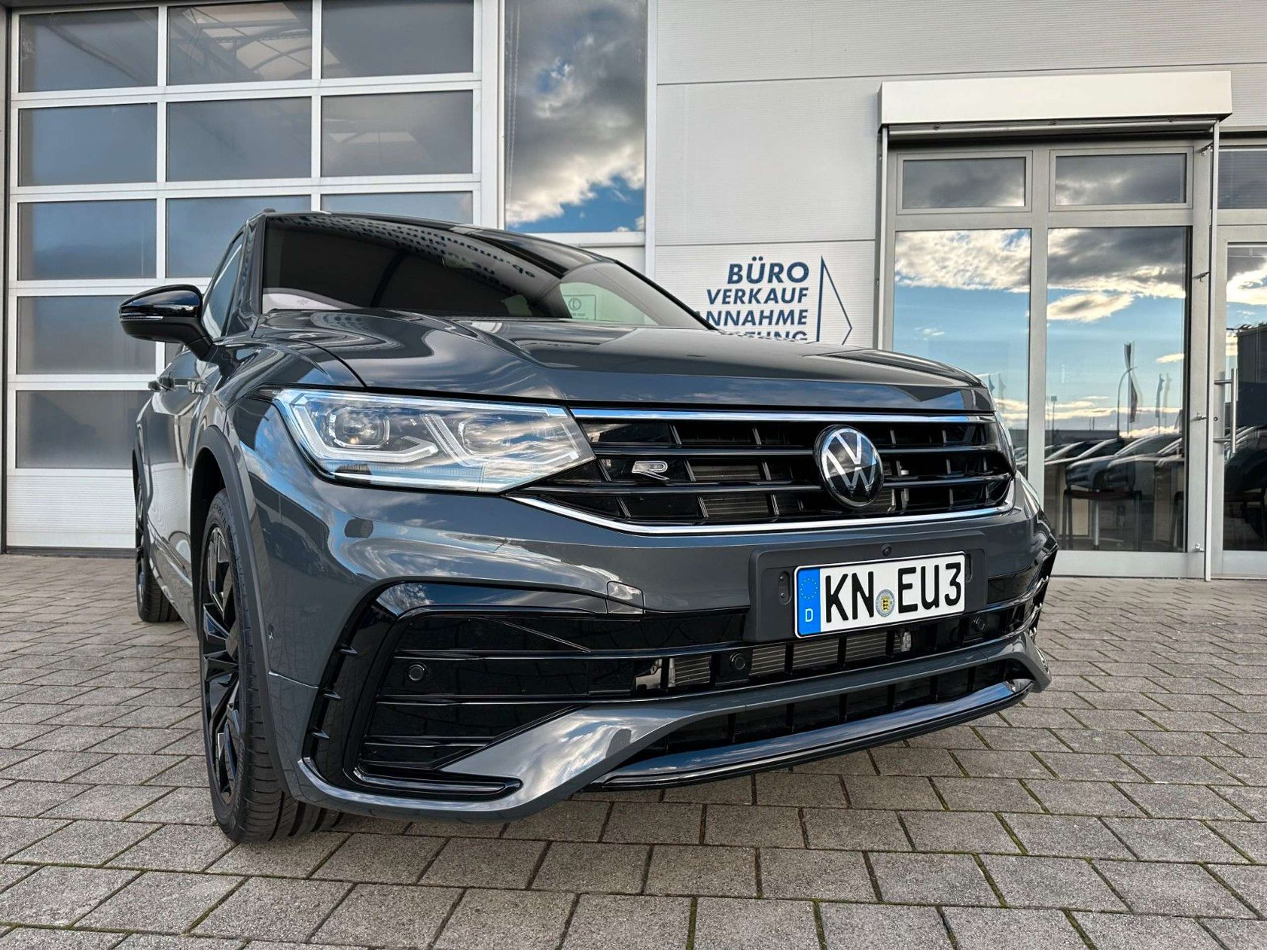 Volkswagen - Tiguan