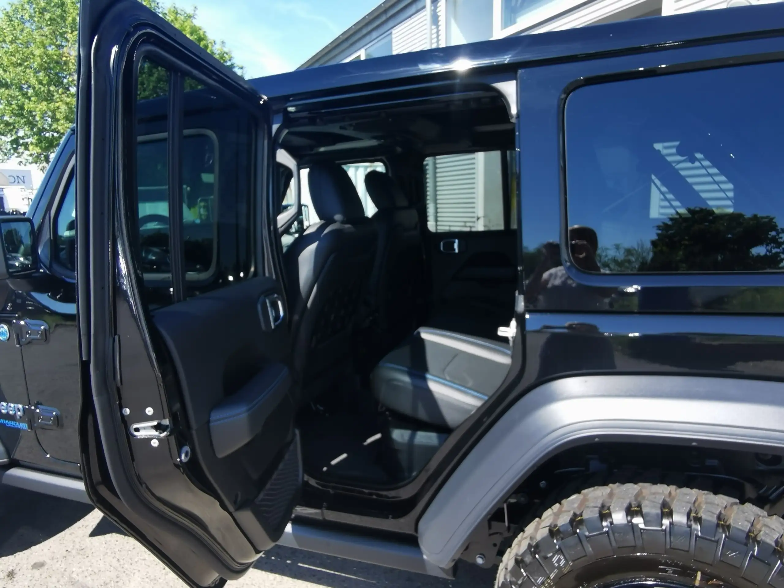 Jeep - Wrangler