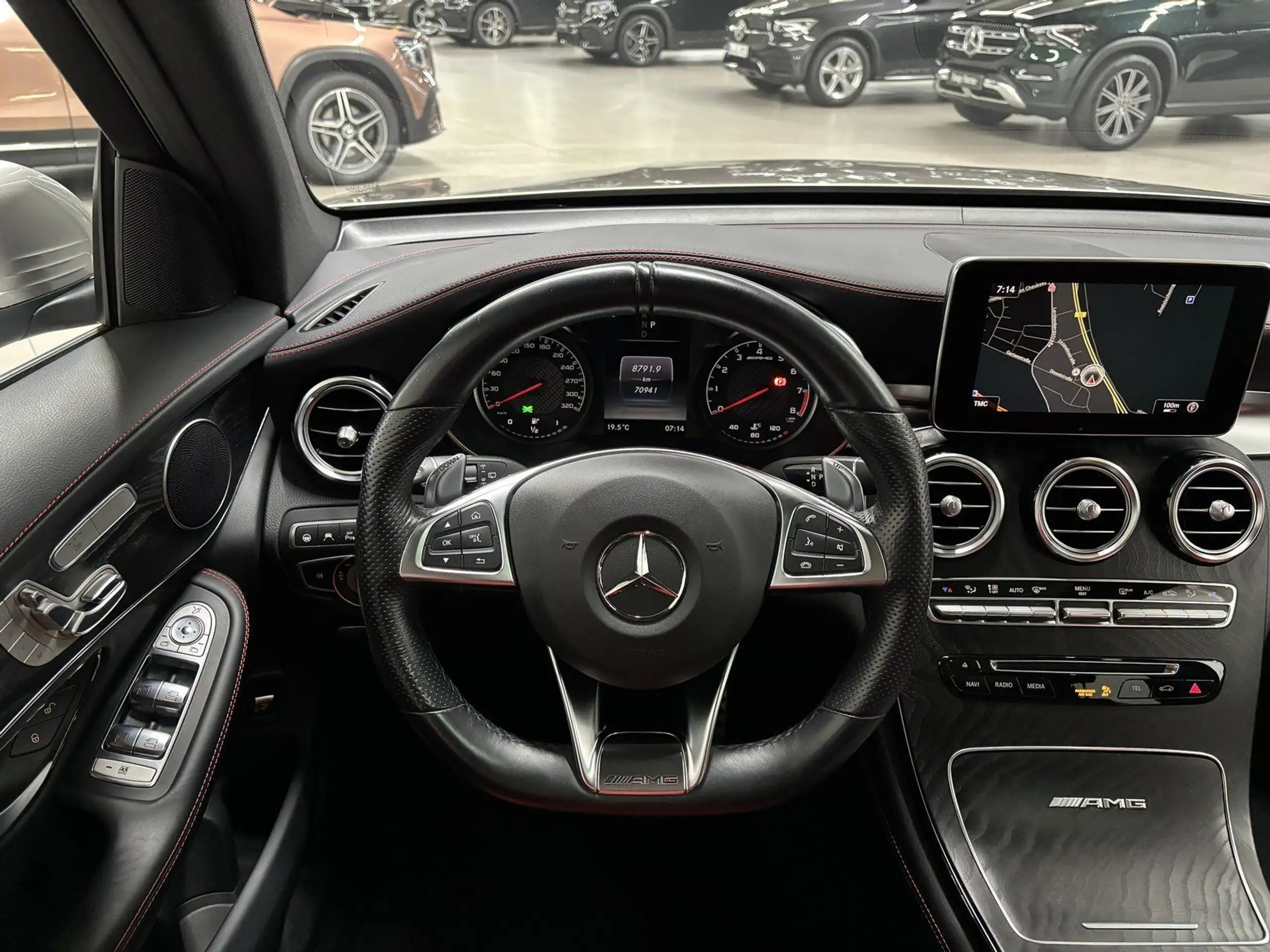 Mercedes-Benz - GLC 63 AMG