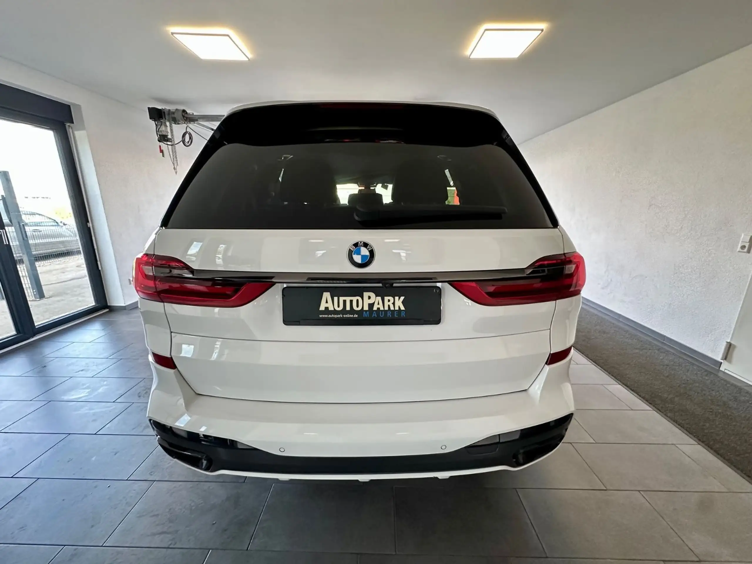 BMW - X7